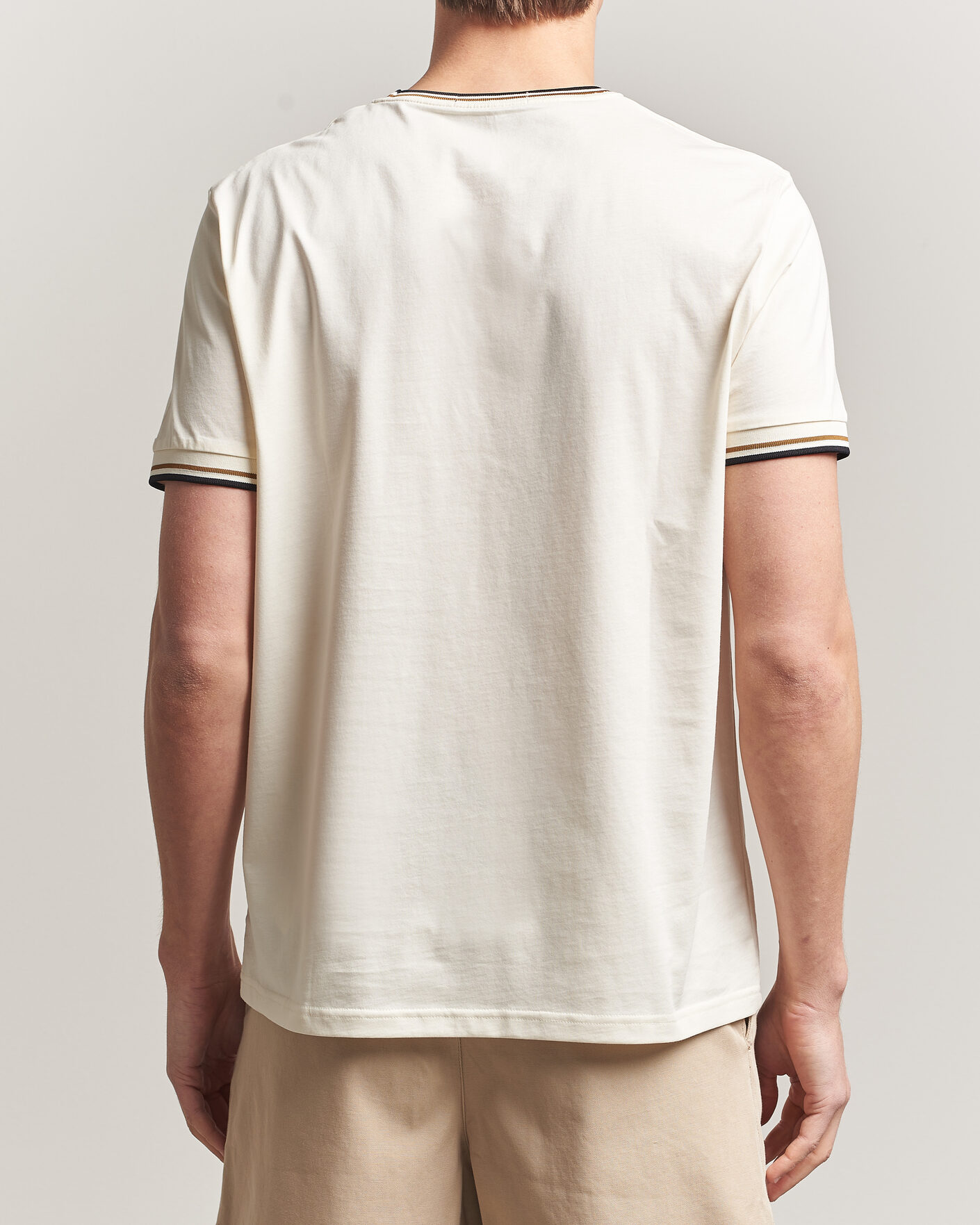 Homme | T-shirts | Fred Perry | Twin Tipped T-Shirt Ecru