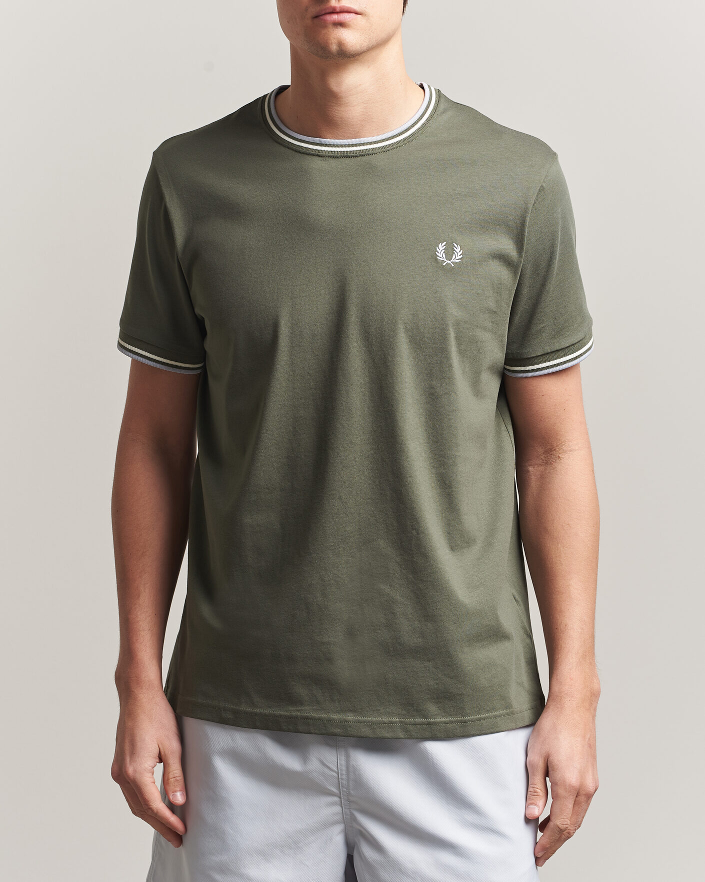Homme | T-shirts | Fred Perry | Twin Tipped T-Shirt Laurel Wreath Green