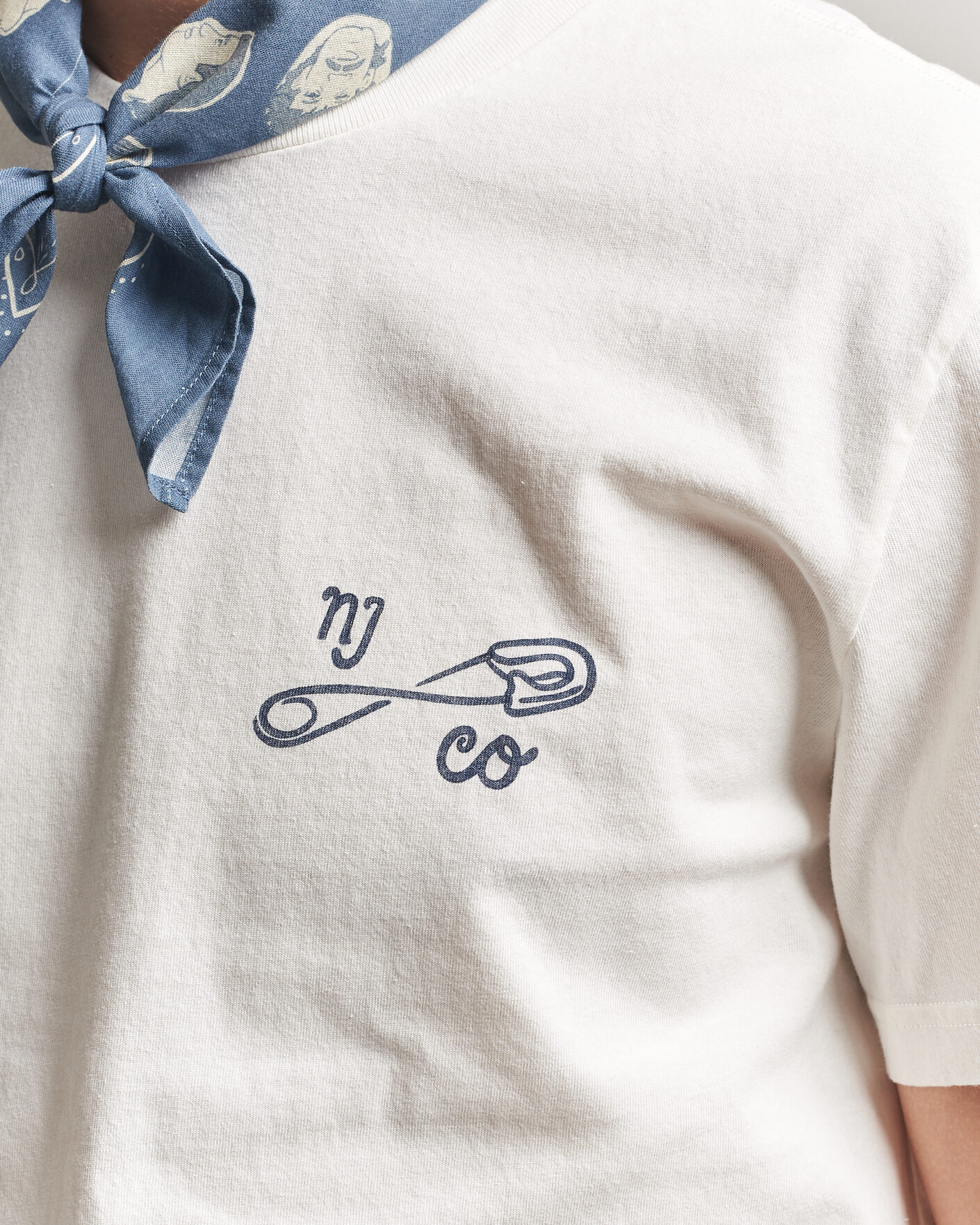 Homme | T-shirts | Nudie Jeans | Roy NJCO Pin T-Shirt Chalk White