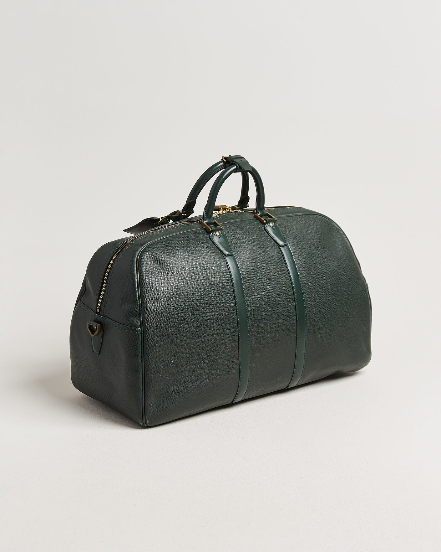 Homme | Pre-Owned & Vintage Bags | Louis Vuitton Pre-Owned | Taiga Kendall Weekend Bag GM Green