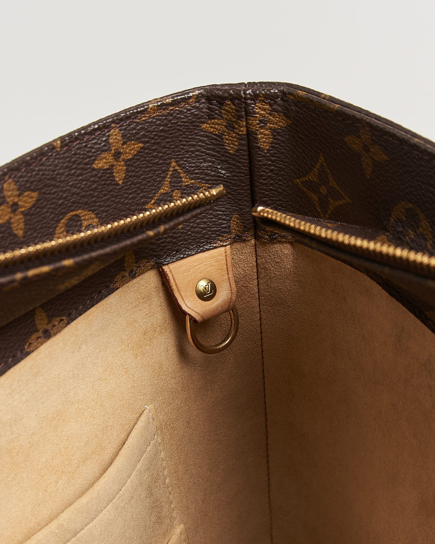 Homme | Pre-Owned & Vintage Bags | Louis Vuitton Pre-Owned | Luco Bag Monogram