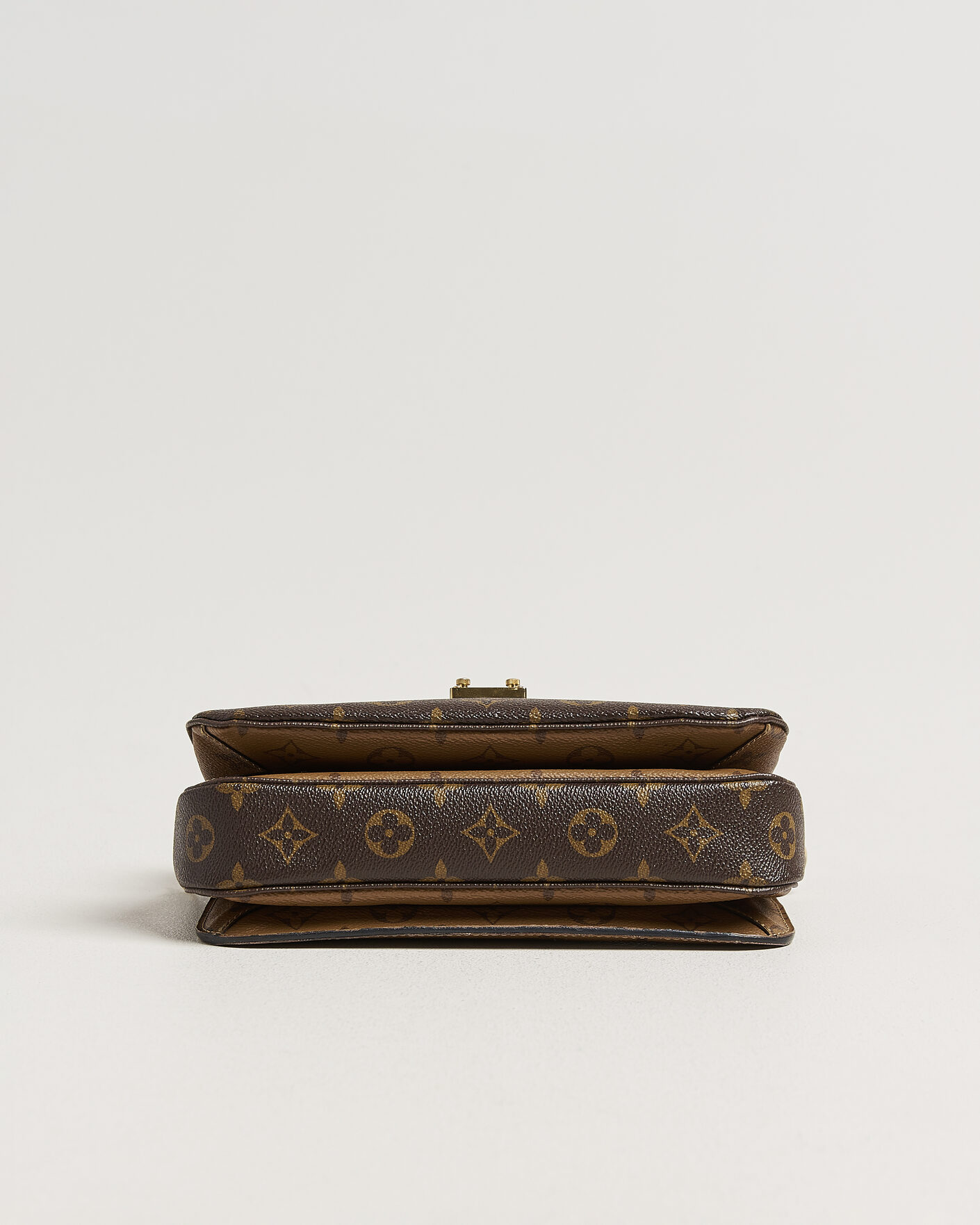 Homme | Pre-Owned & Vintage Bags | Louis Vuitton Pre-Owned | Pochette Métis Reverse Monogram
