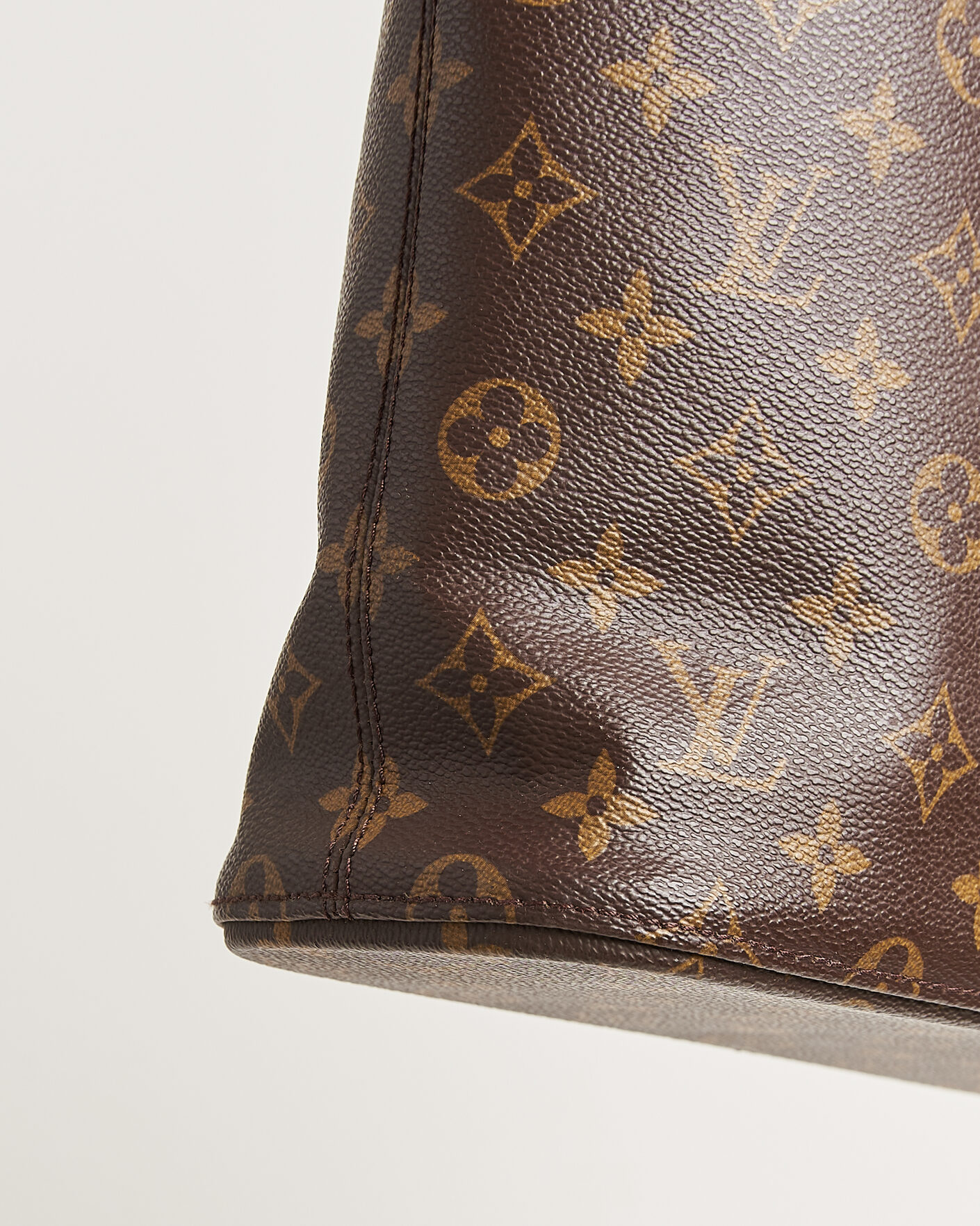 Homme | Pre-Owned & Vintage Bags | Louis Vuitton Pre-Owned | Vavin Bag GM Monogram
