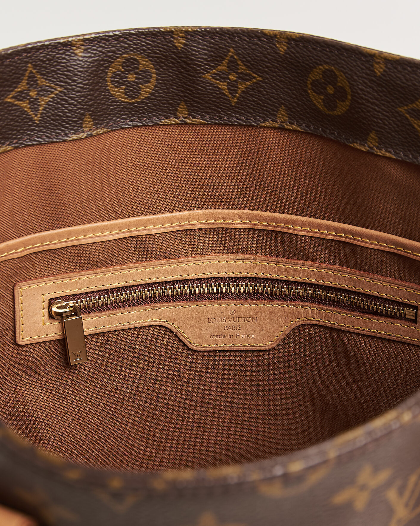 Homme | Pre-Owned & Vintage Bags | Louis Vuitton Pre-Owned | Vavin Bag GM Monogram