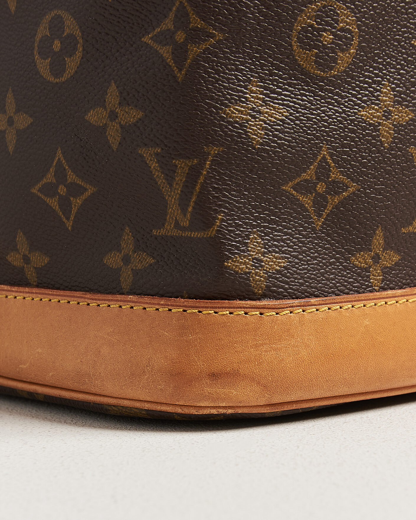 Homme | Pre-Owned & Vintage Bags | Louis Vuitton Pre-Owned | Cruiser Bag 40 Monogram