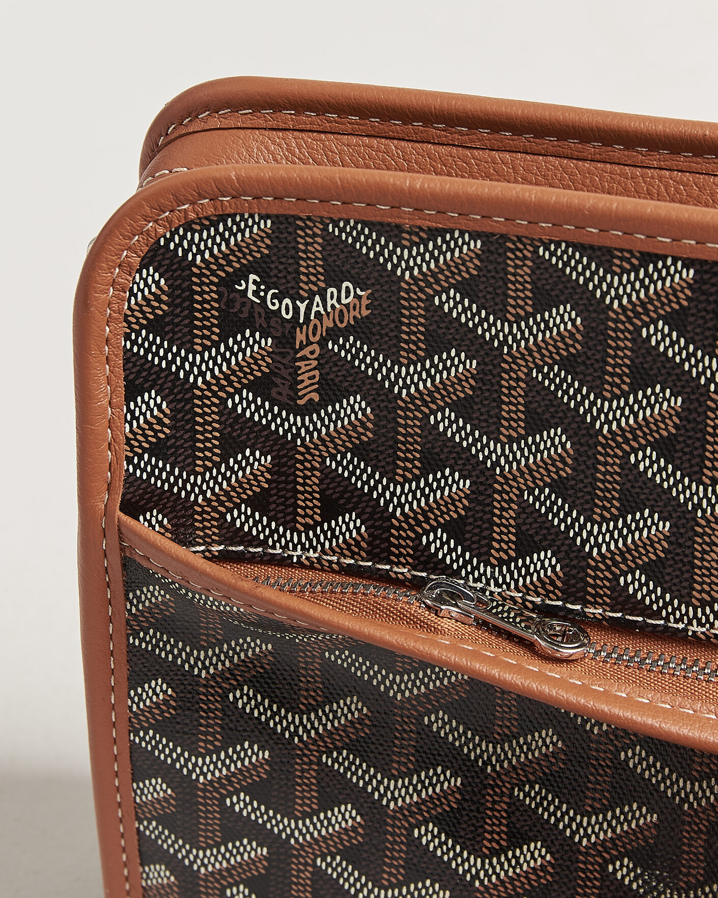 Homme | Pre-Owned & Vintage Bags | Goyard Pre-Owned | Jouvance MM Toiletry Bag Black