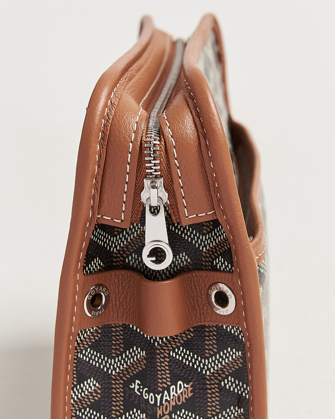 Homme | Pre-Owned & Vintage Bags | Goyard Pre-Owned | Jouvance MM Toiletry Bag Black