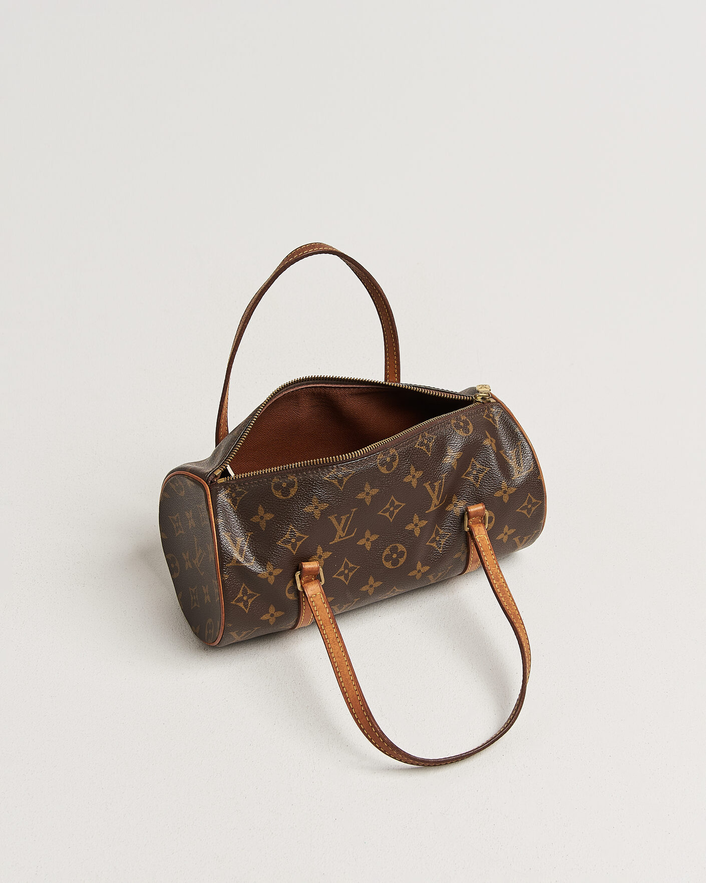 Homme | Pre-Owned & Vintage Bags | Louis Vuitton Pre-Owned | Papillon 26 Monogram