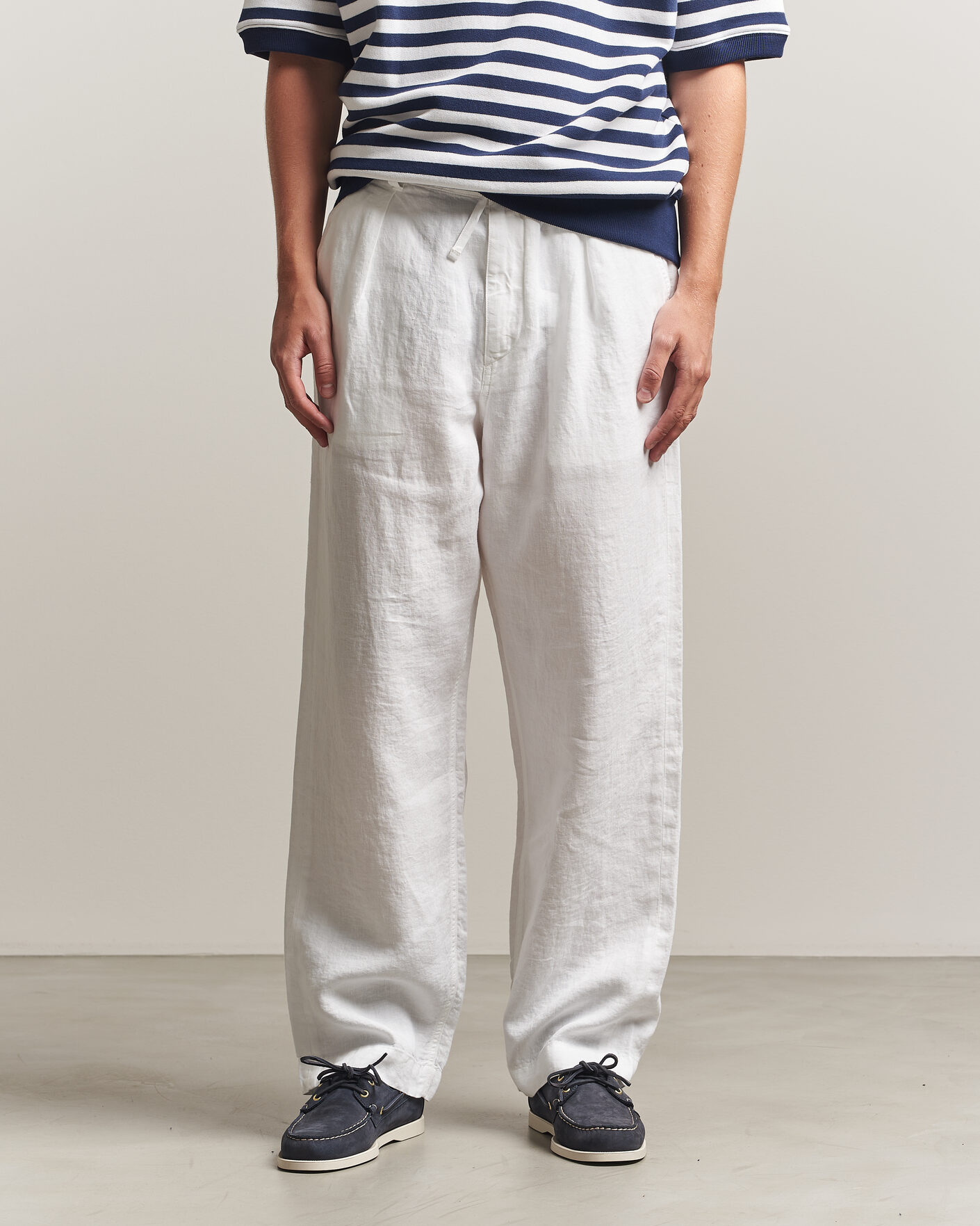 Homme | Pantalons | Polo Ralph Lauren | Easy Fit Pleated Trousers Ceramic White