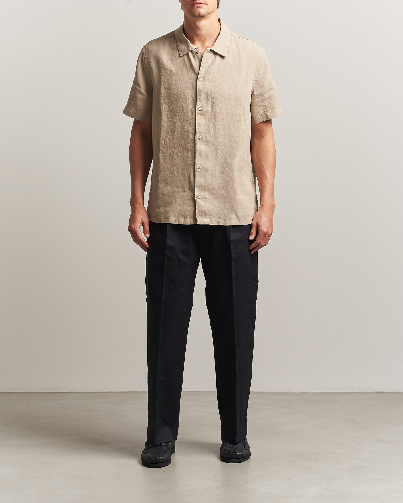 Homme | Chemises | Samsøe Samsøe | Avan Linen Short Sleeve Shirt Aluminum