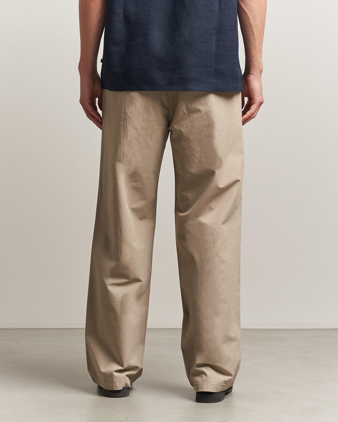 Homme | Pantalons | Samsøe Samsøe | Valentin Cotton/Linen Pleated Trousers Aluminum