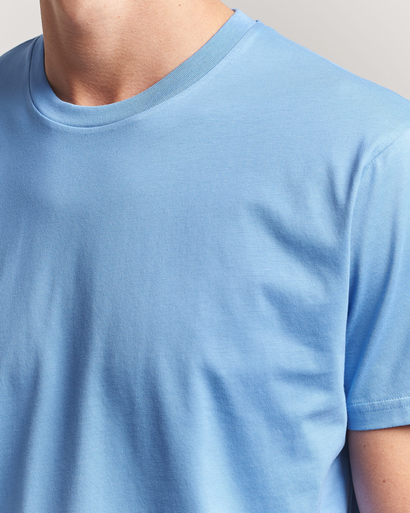 Homme | T-shirts | Sunspel | Riviera Midweight T-Shirt Azure Blue