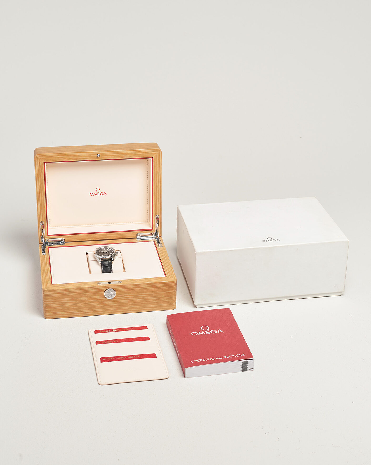 Homme | Pre-Owned & Vintage Watches | Omega Pre-Owned | Aqua Terra