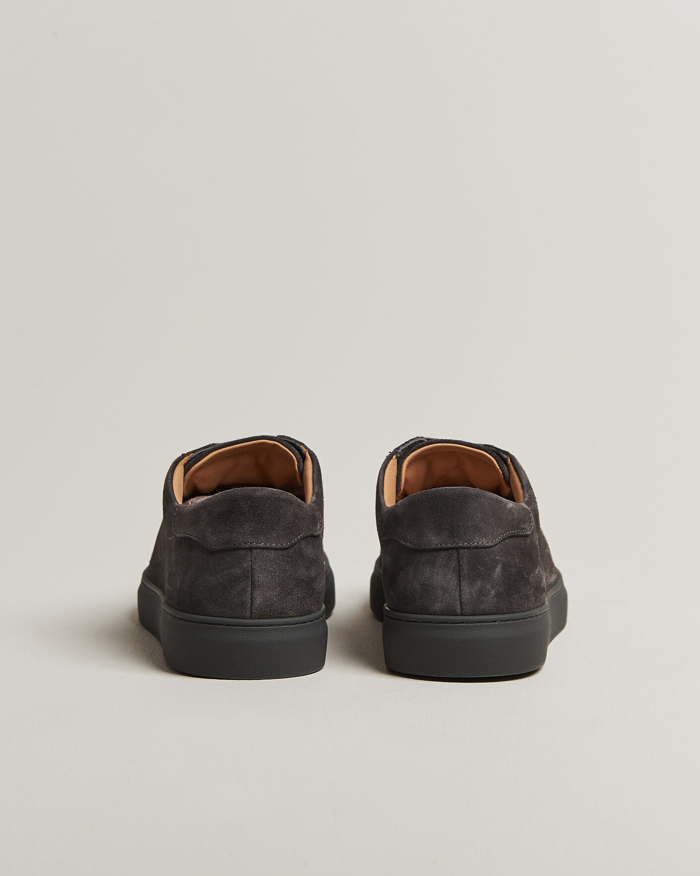 Homme | Baskets | Myrqvist | Oaxen Monochrome III Sneakers Dark Grey Suede