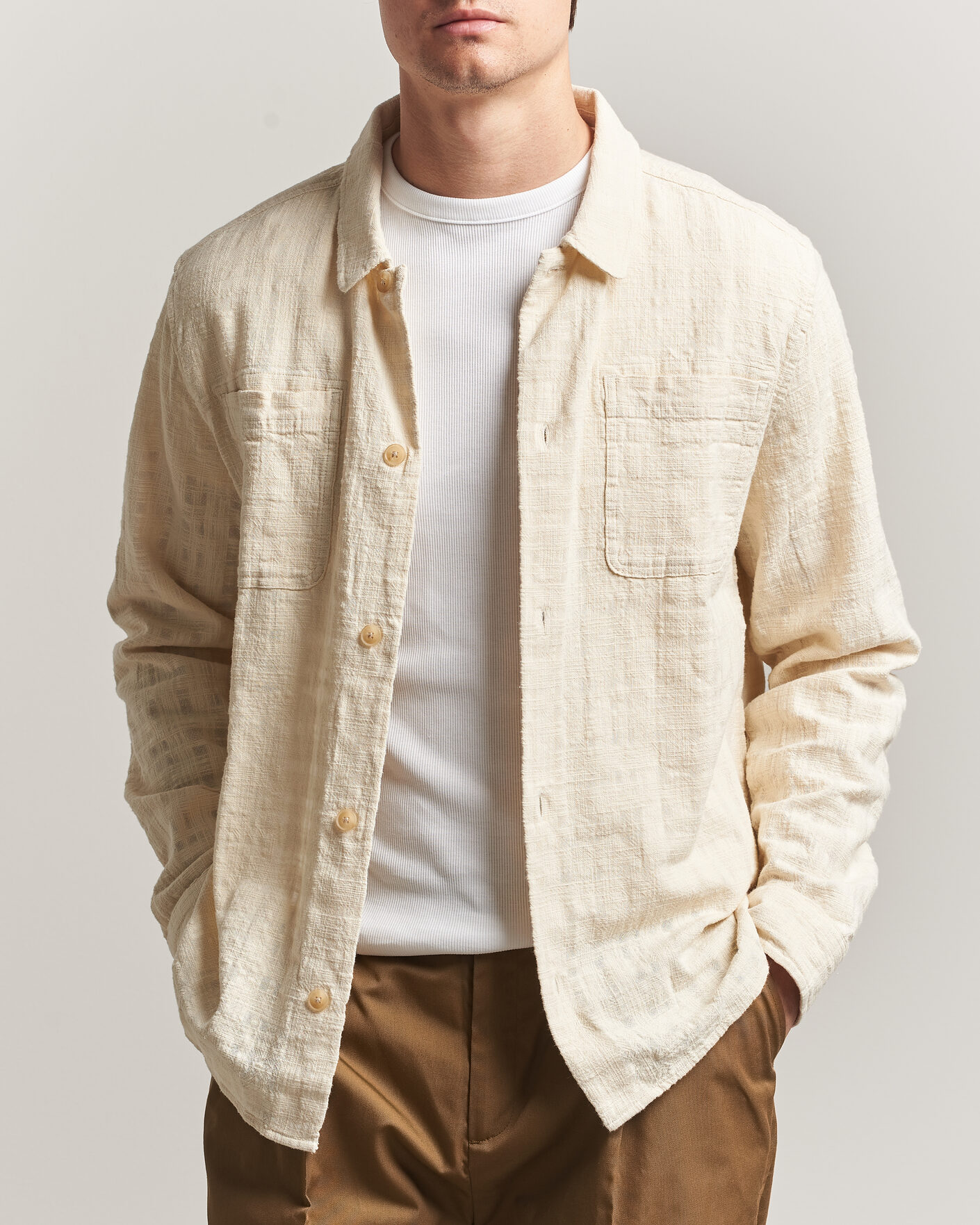 Homme | Chemises | LES DEUX | Textured Slub Overshirt Ivory
