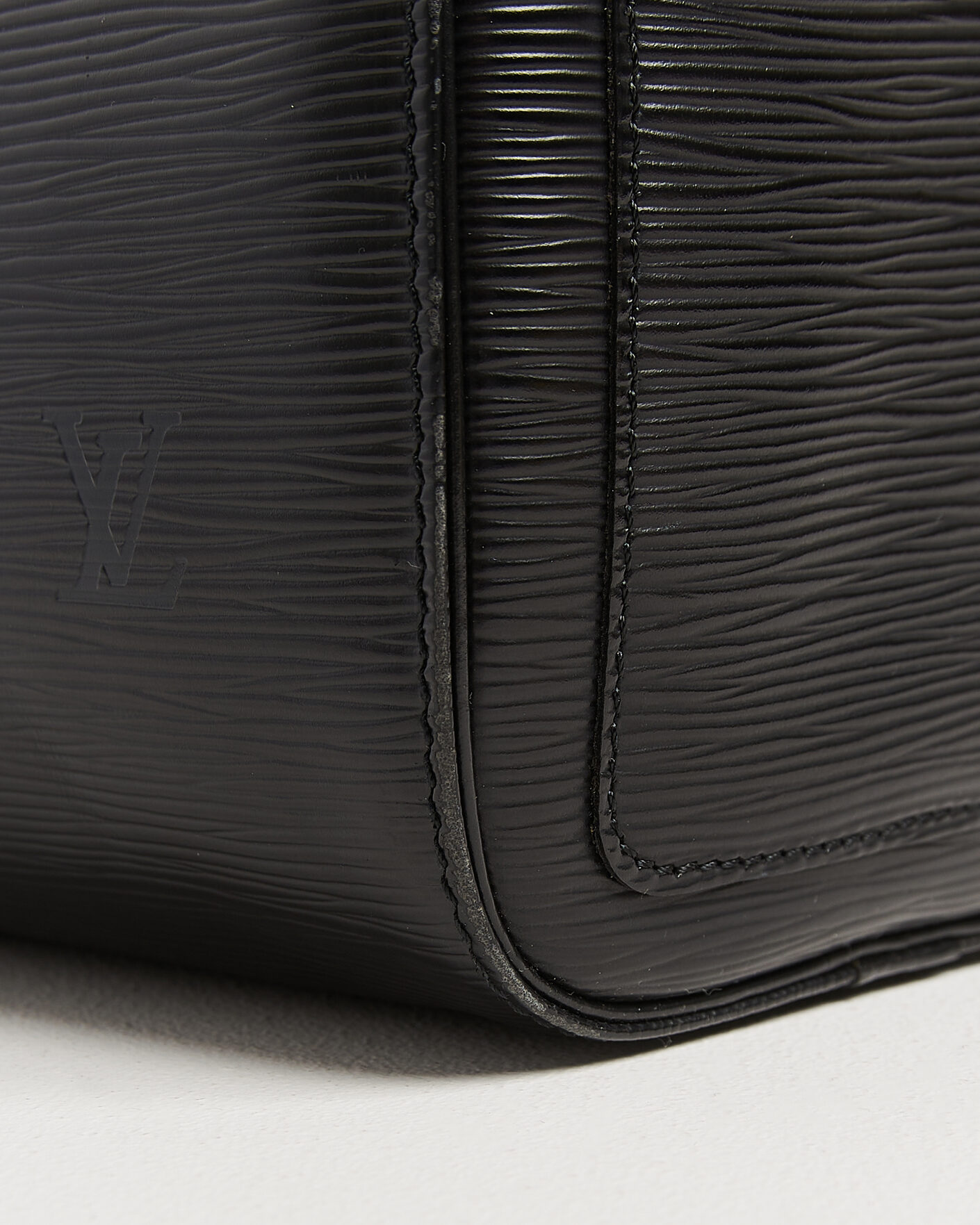 Homme | Pre-Owned & Vintage Bags | Louis Vuitton Pre-Owned | Speedy Epi Leather 25 Black