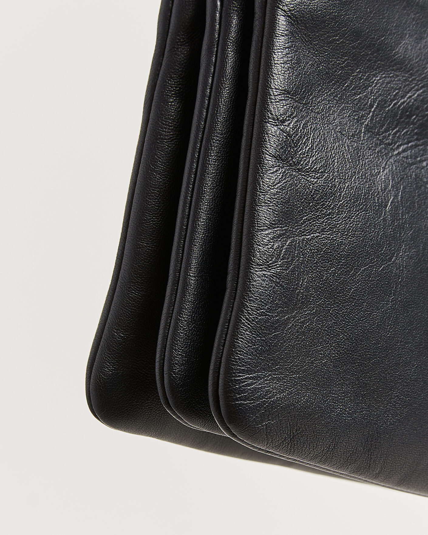 Homme | Pre-Owned & Vintage Bags | Celine Pre-Owned | Trio Bag Small Leather Black