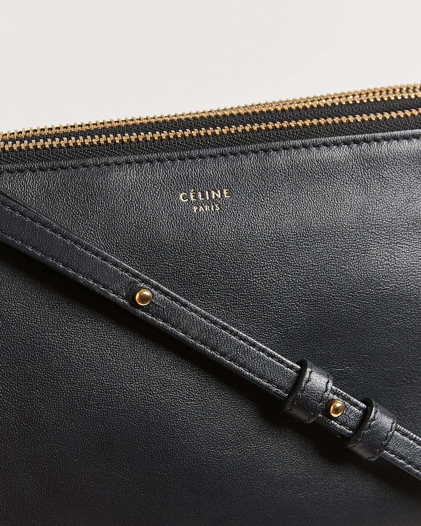 Homme | Pre-Owned & Vintage Bags | Celine Pre-Owned | Trio Bag Small Leather Black