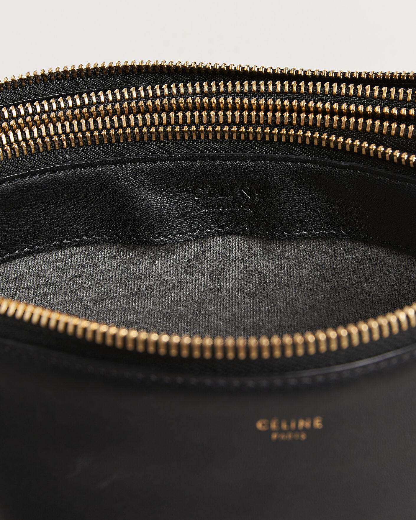 Homme | Pre-Owned & Vintage Bags | Celine Pre-Owned | Trio Bag Medium Leather Black