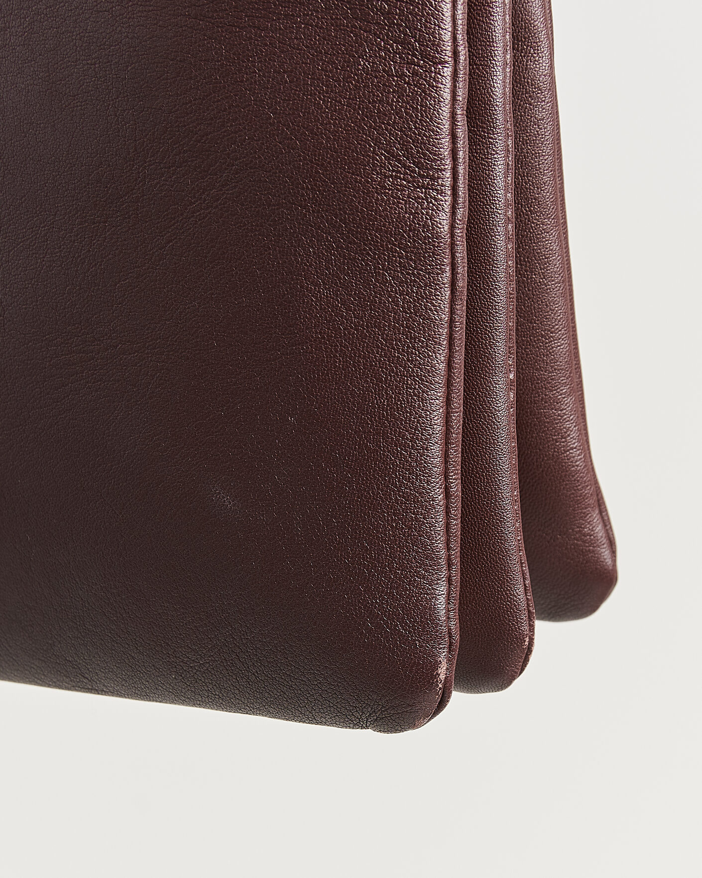 Homme | Pre-Owned & Vintage Bags | Celine Pre-Owned | Trio Bag Medium Leather Burgundy