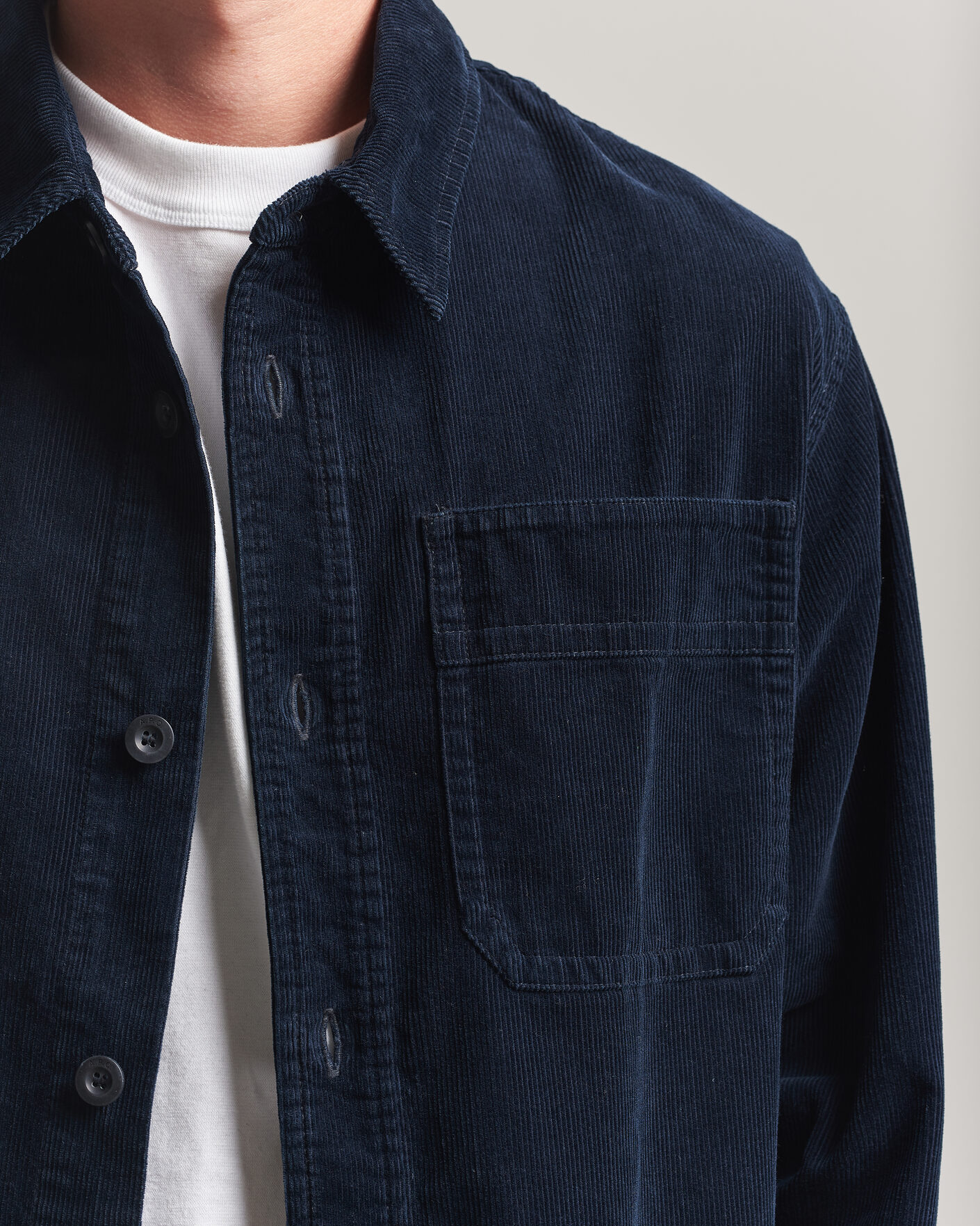 Homme | Chemises | A.P.C. | Basile Corduroy Overshirt Dark Navy