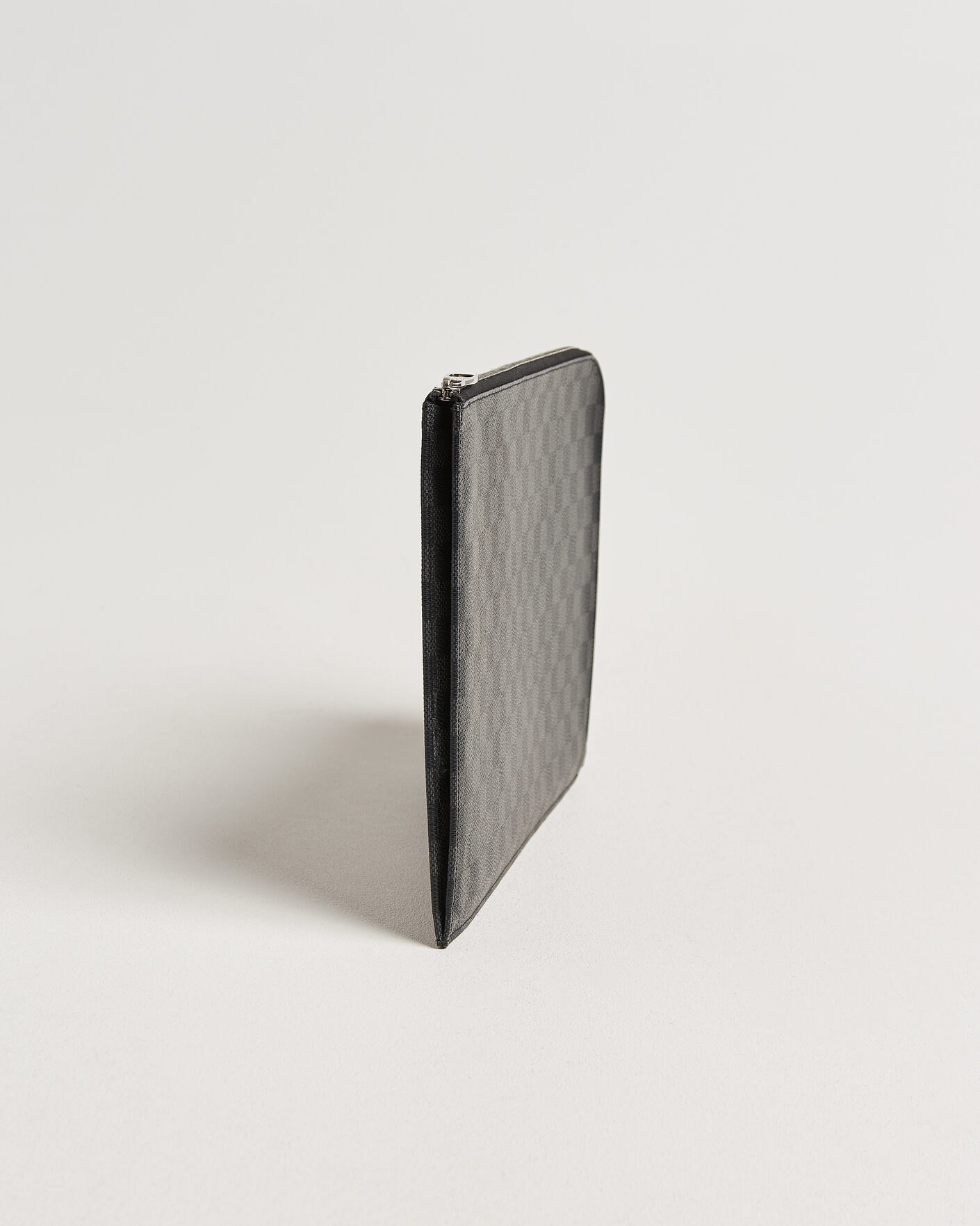 Homme | Pre-Owned & Vintage Bags | Louis Vuitton Pre-Owned | Pochette Jules Damier Graphite