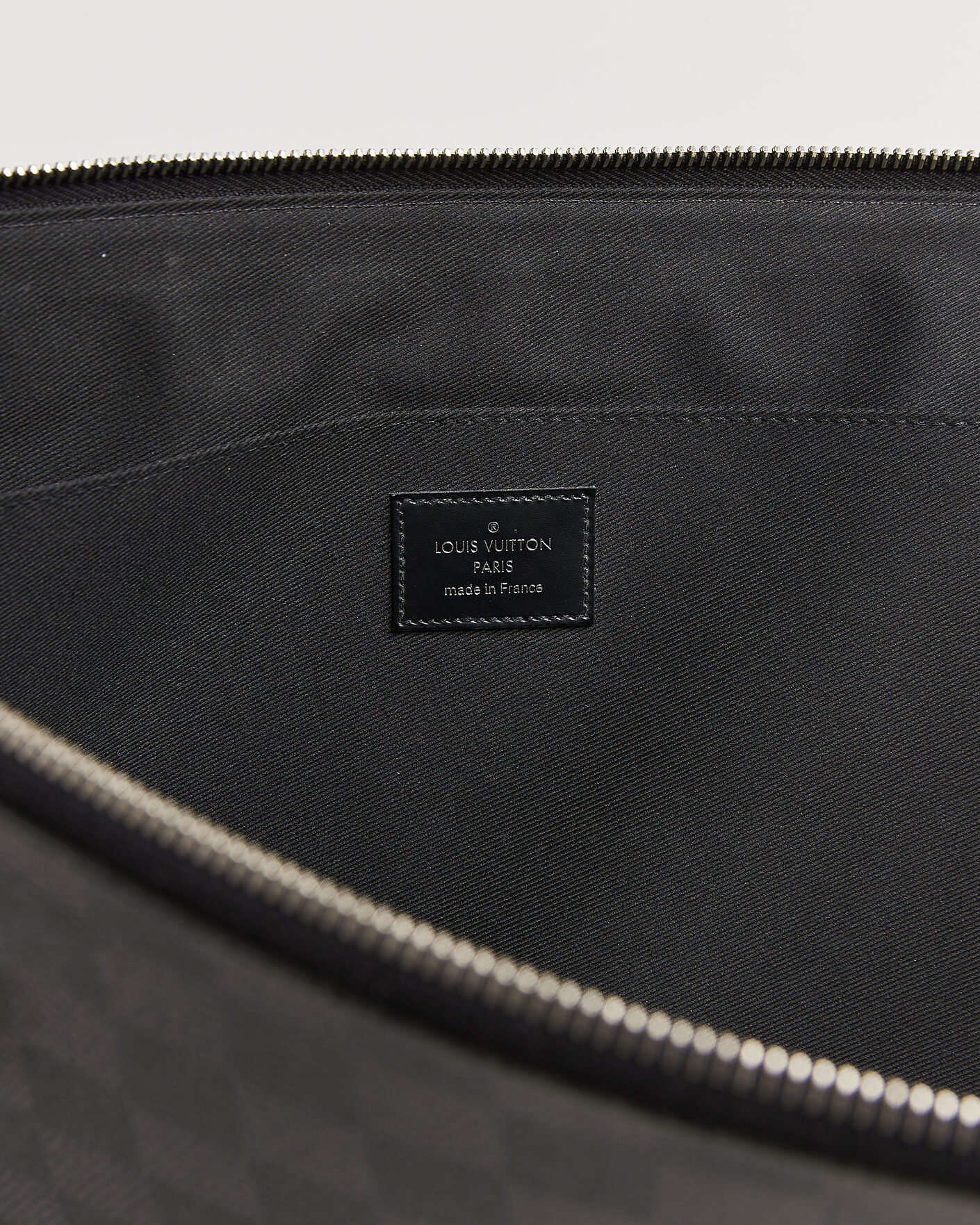 Homme | Pre-Owned & Vintage Bags | Louis Vuitton Pre-Owned | Pochette Jules Damier Graphite