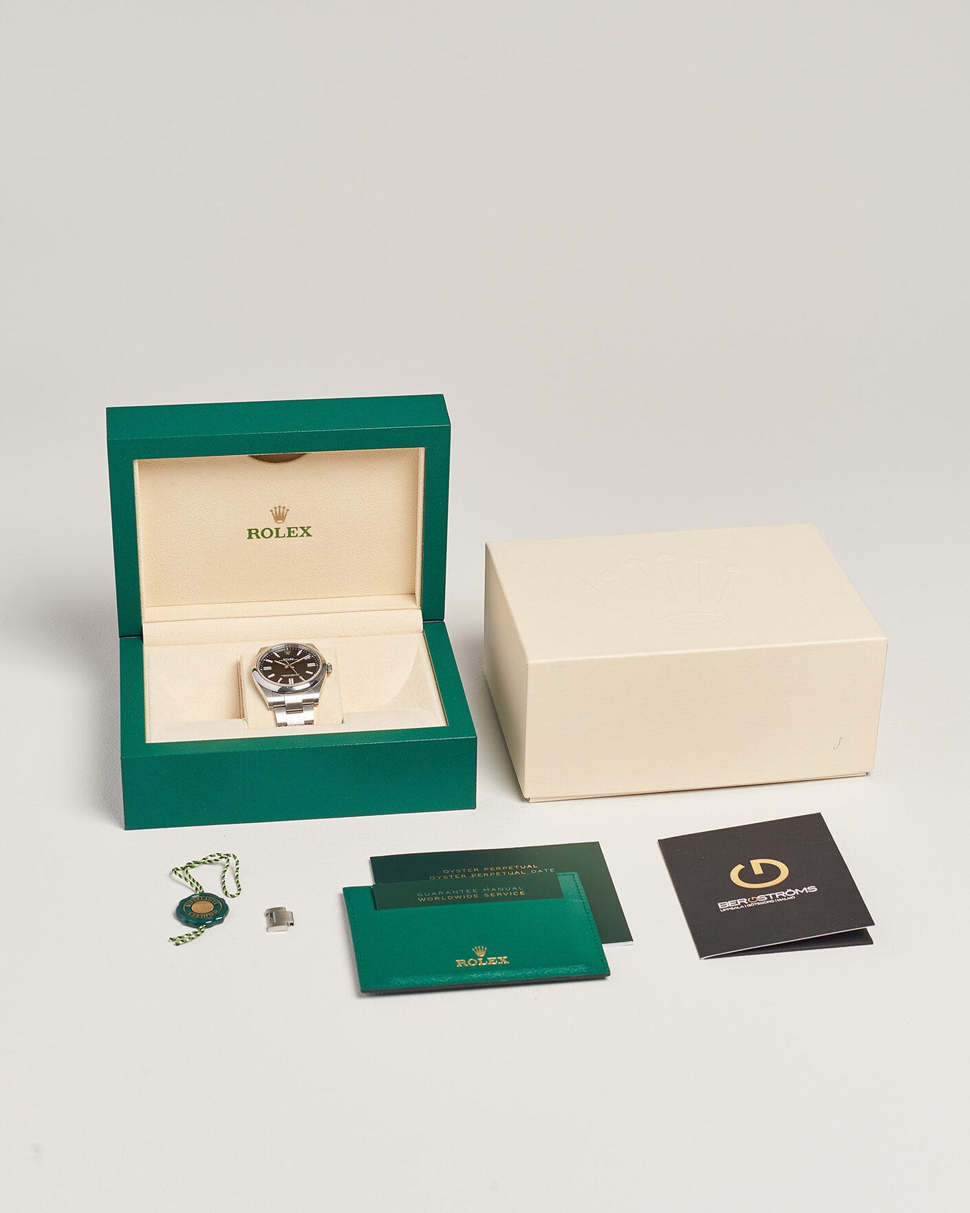 Homme | Pre-Owned & Vintage Watches | Rolex Pre-Owned | Oyster Perpetual 41