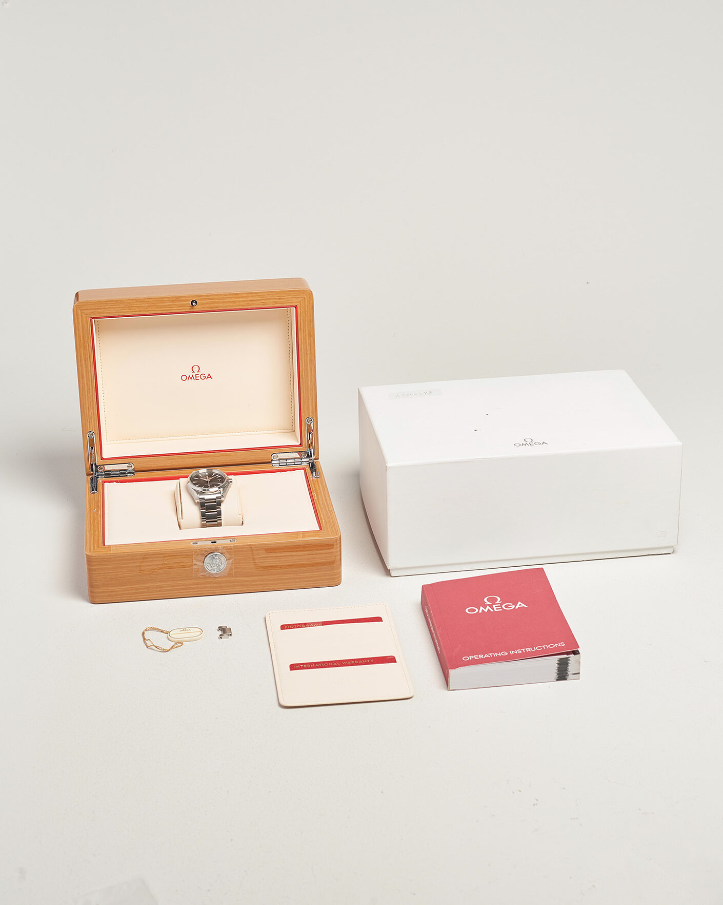 Homme | Pre-Owned & Vintage Watches | Omega Pre-Owned | Aqua Terra 150M