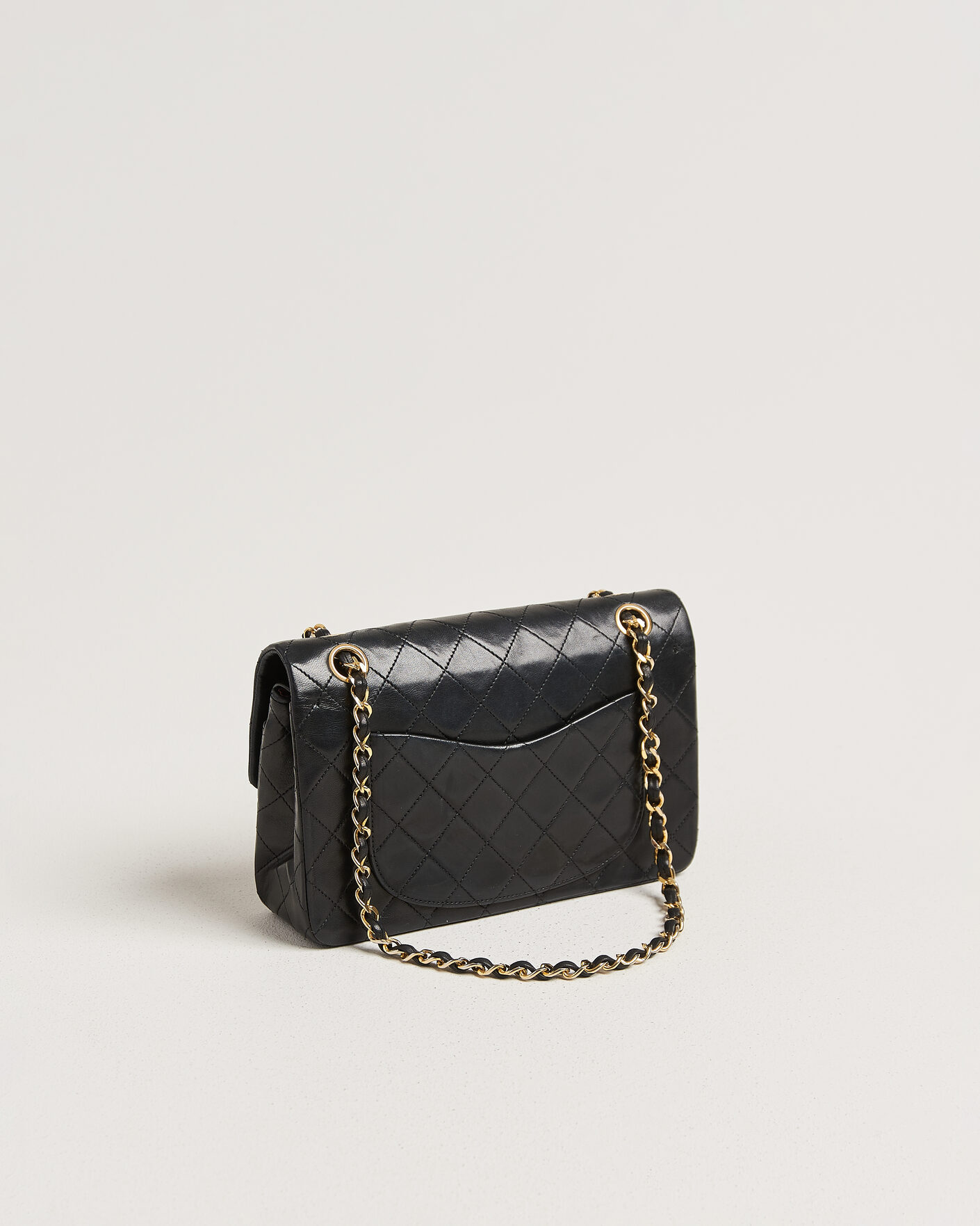 Homme | Pre-Owned & Vintage Bags | Chanel Pre-Owned | Classic Small Double Flap Bag Black