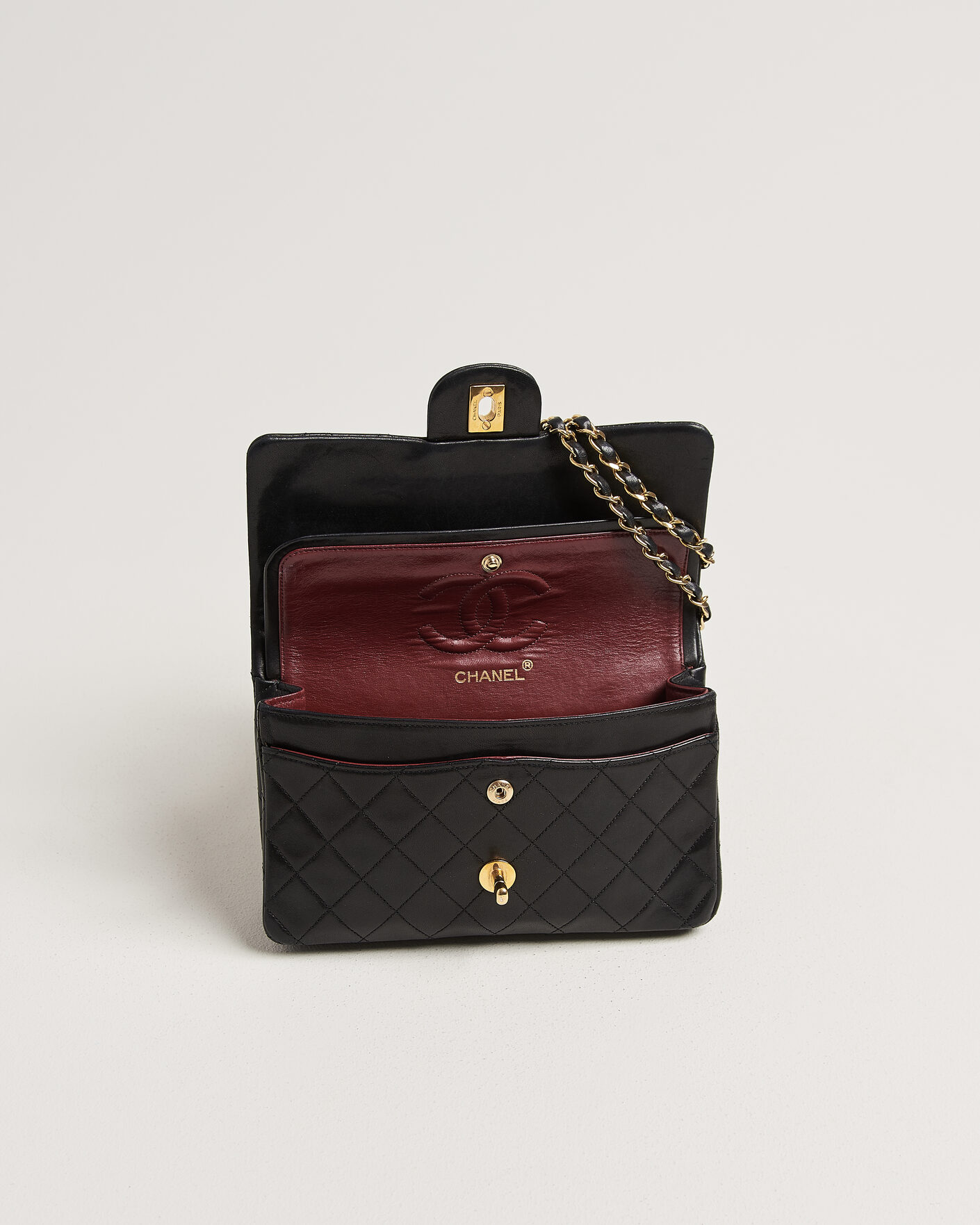 Homme | Chanel Pre-Owned Classic Small Double Flap Bag Black | Chanel Pre-Owned | Classic Small Double Flap Bag Black