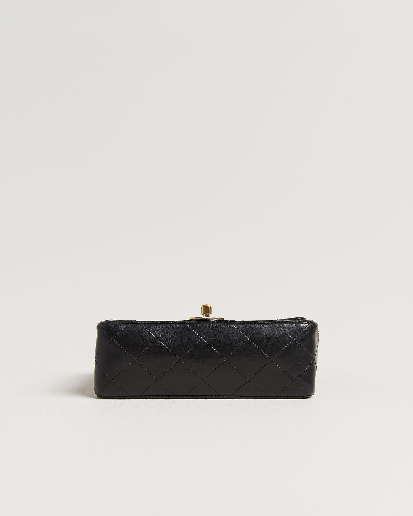 Homme | Pre-Owned & Vintage Bags | Chanel Pre-Owned | Classic Mini Single Flap Square Bag Black