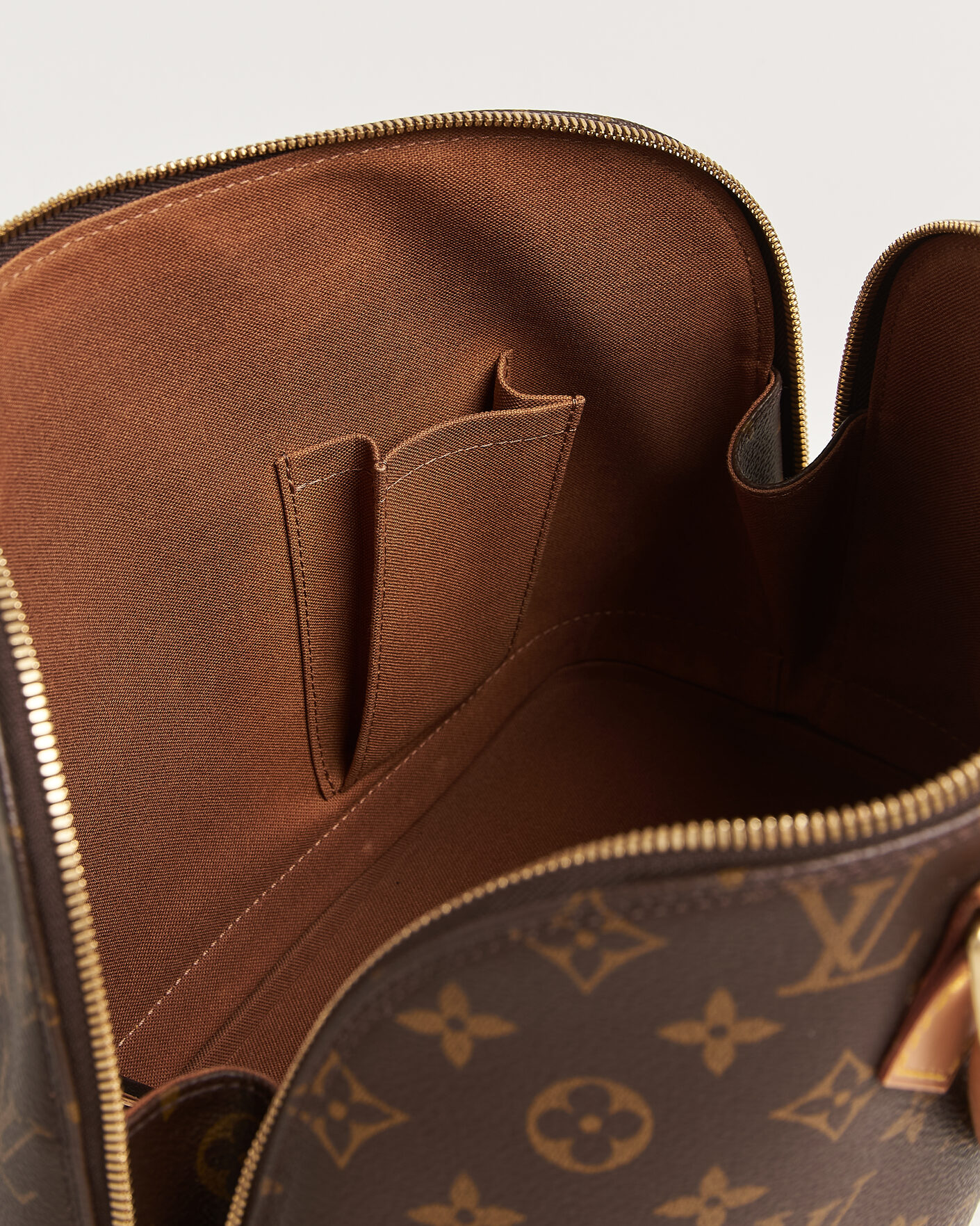 Homme | Pre-Owned & Vintage Bags | Louis Vuitton Pre-Owned | Alma Bag PM Monogram