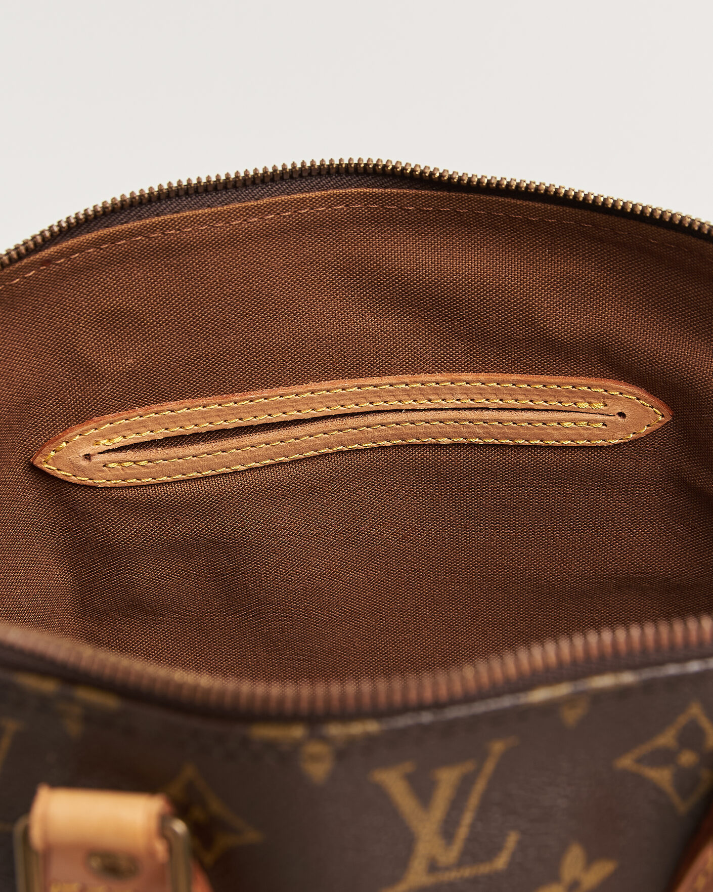 Homme | Pre-Owned & Vintage Bags | Louis Vuitton Pre-Owned | Alma Bag PM Monogram