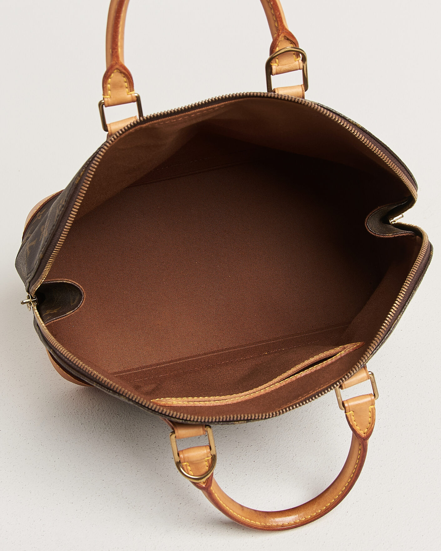 Homme | Pre-Owned & Vintage Bags | Louis Vuitton Pre-Owned | Alma Bag PM Monogram