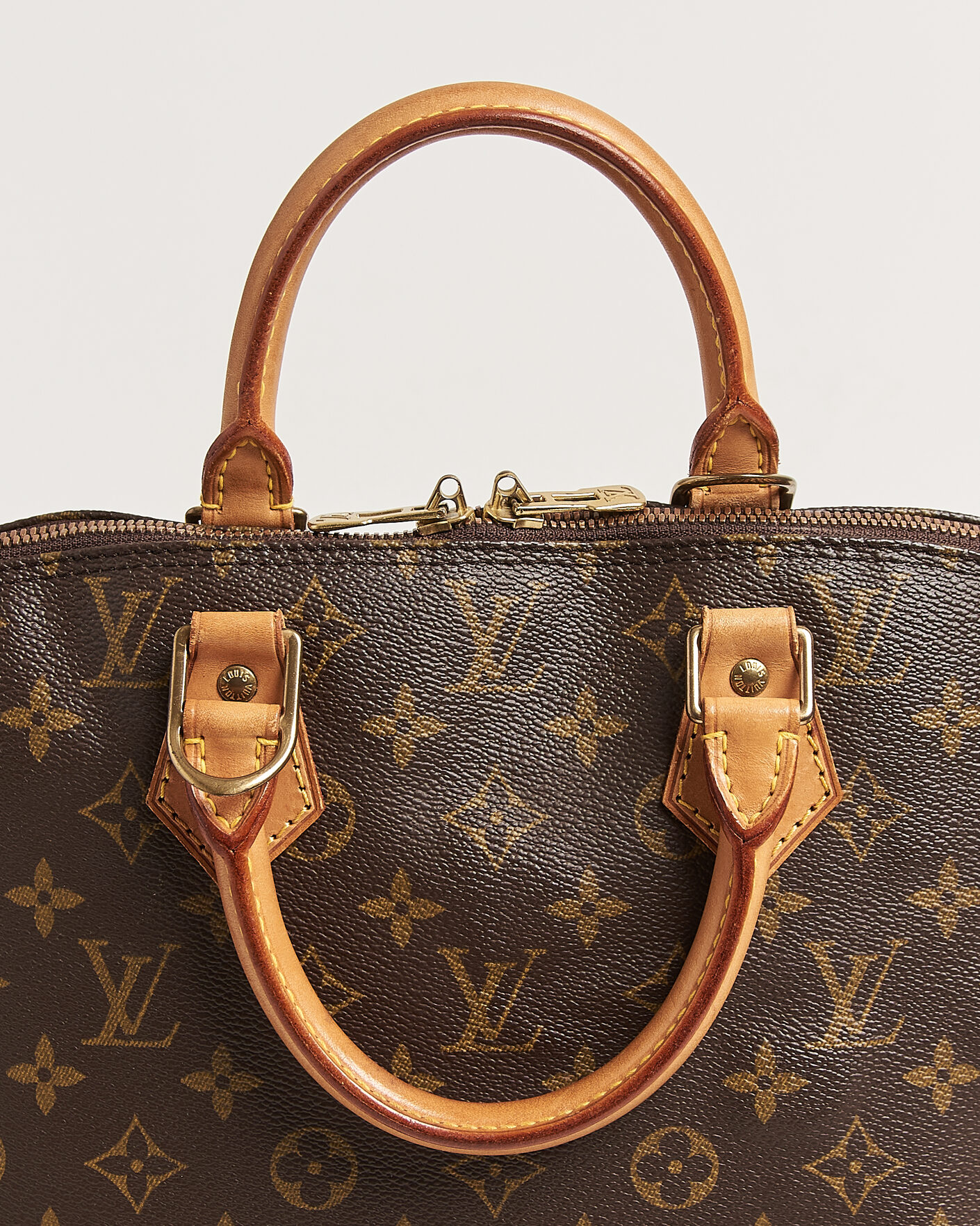 Homme | Pre-Owned & Vintage Bags | Louis Vuitton Pre-Owned | Alma Bag PM Monogram
