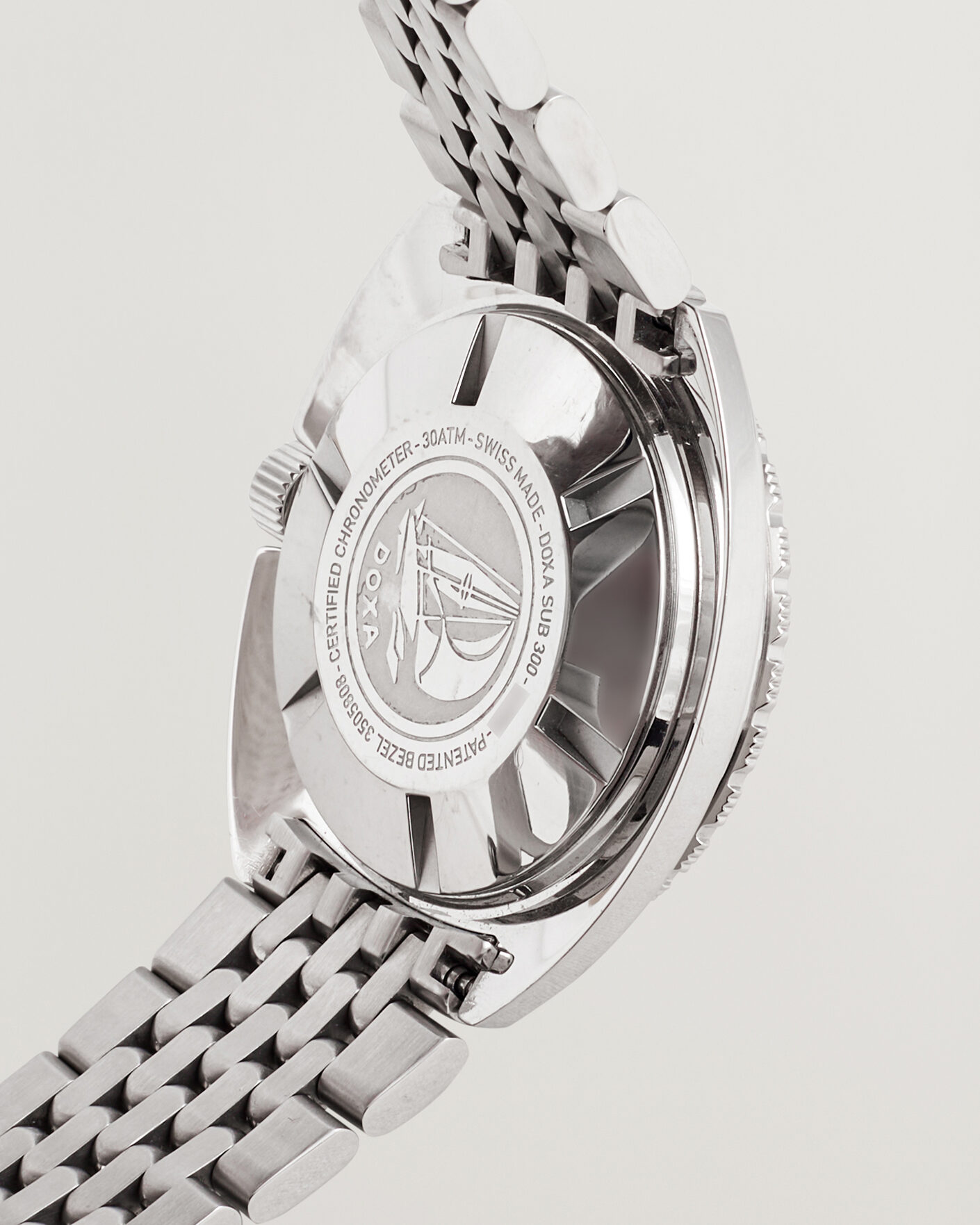 Homme | Pre-Owned & Vintage Watches | DOXA Pre-Owned | Sub 300 Professional