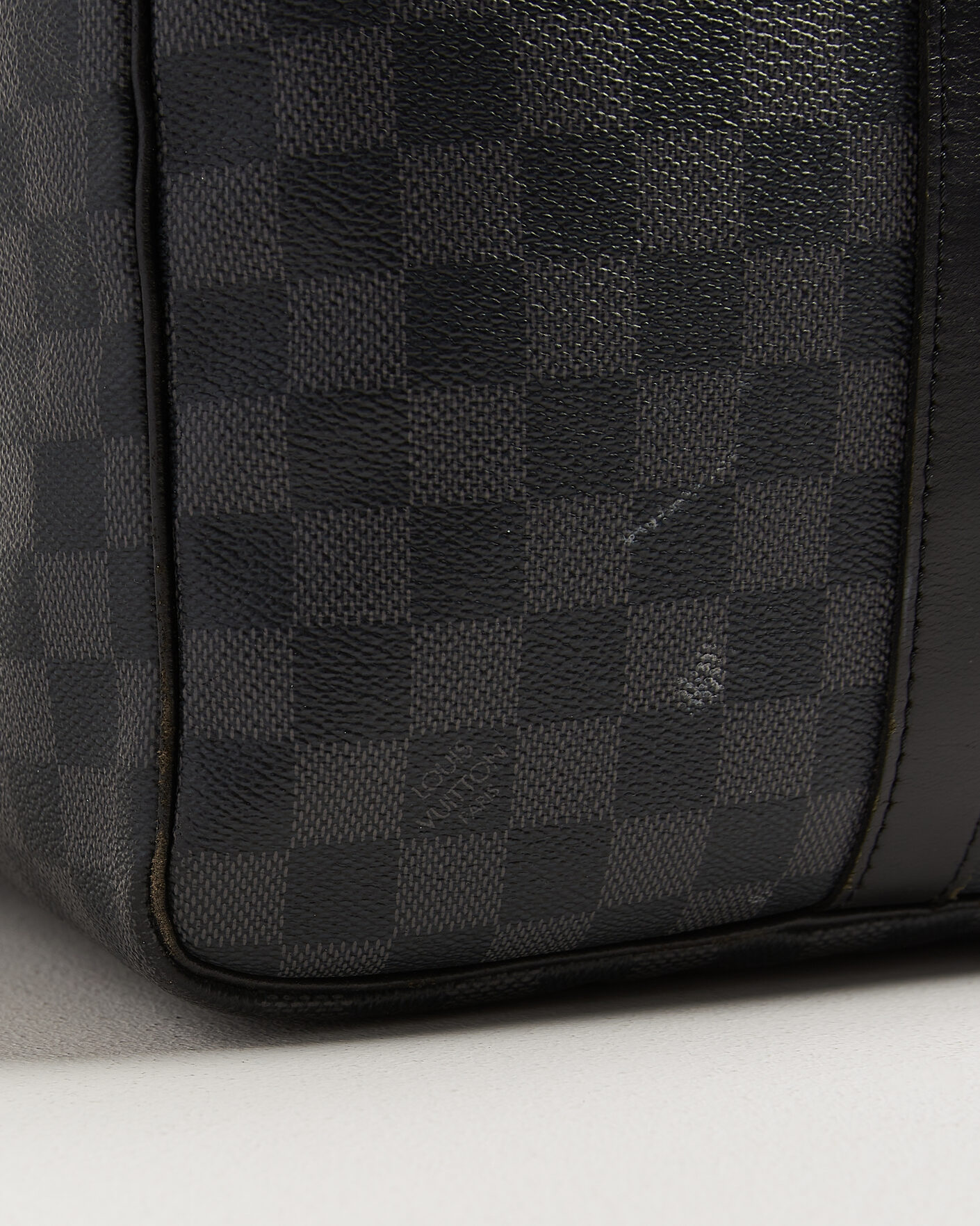 Homme | Pre-Owned & Vintage Bags | Louis Vuitton Pre-Owned | Keepall 55 Bandouliére Damier Graphite