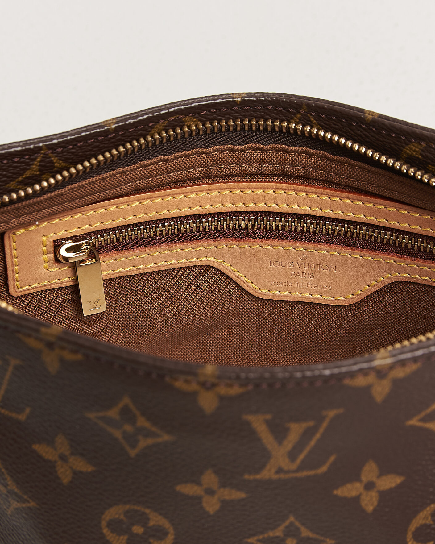 Homme | Pre-Owned & Vintage Bags | Louis Vuitton Pre-Owned | Trotteur Crossbody Bag Monogram