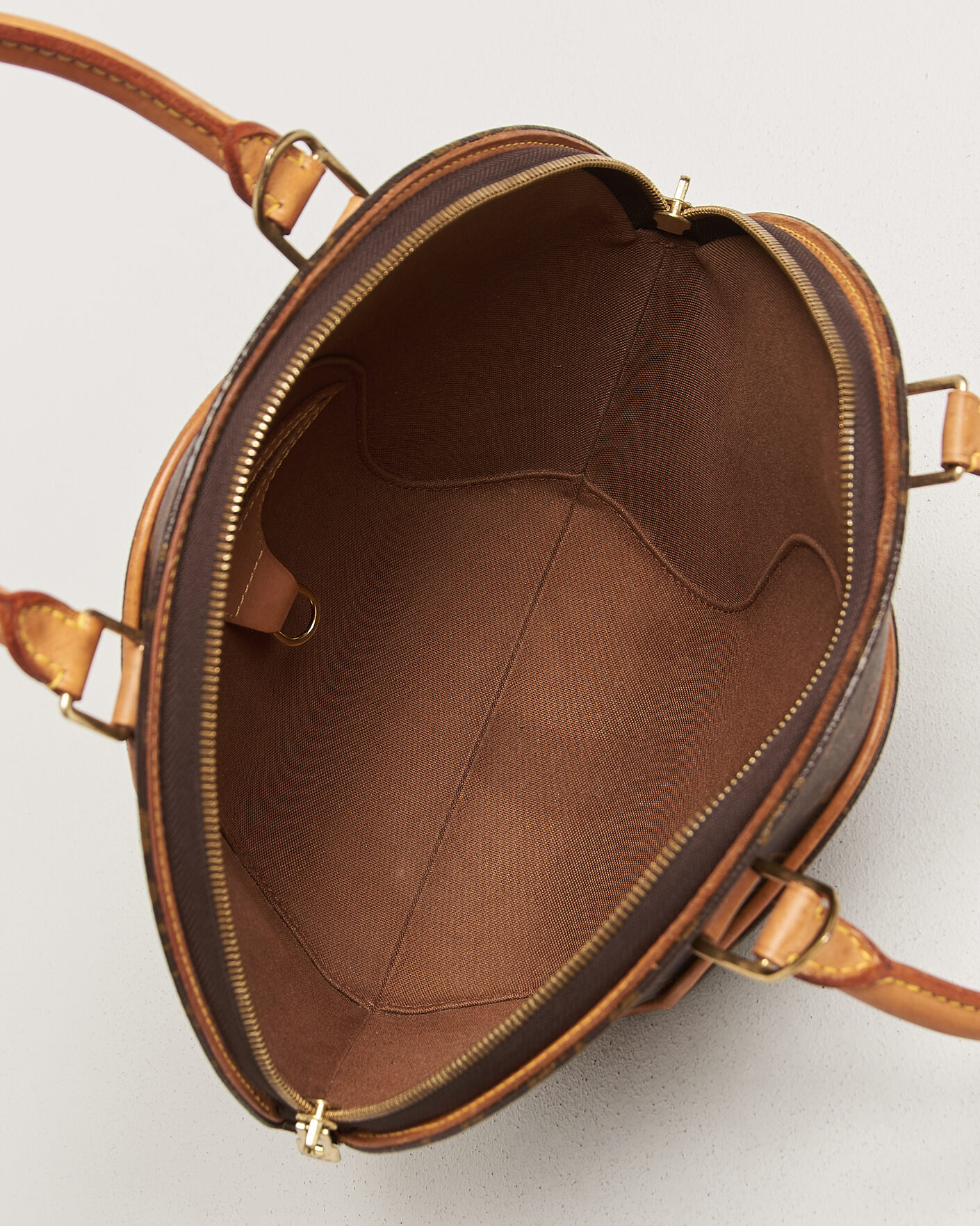 Homme | Pre-Owned & Vintage Bags | Louis Vuitton Pre-Owned | Ellipse PM Bag Monogram