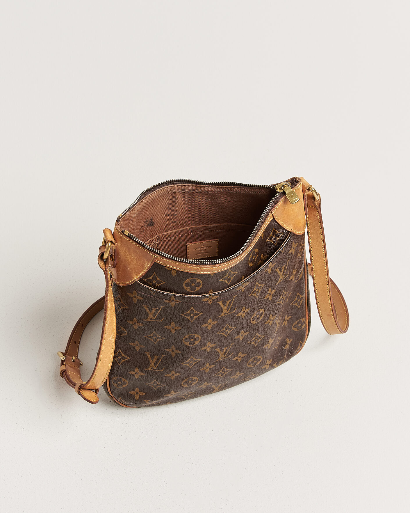 Homme | Pre-Owned & Vintage Bags | Louis Vuitton Pre-Owned | Odeon PM Bag Monogram