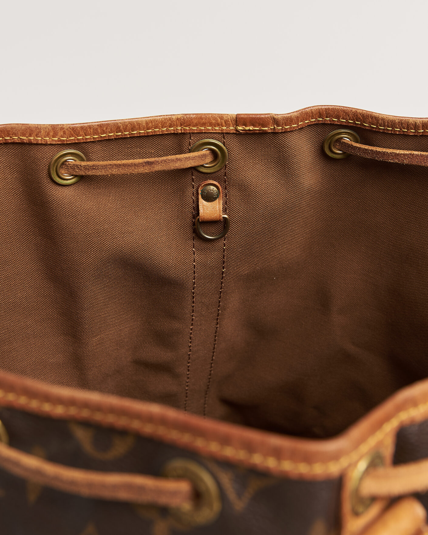 Homme | Louis Vuitton Pre-Owned Noé Monogram | Louis Vuitton Pre-Owned | Noé Monogram