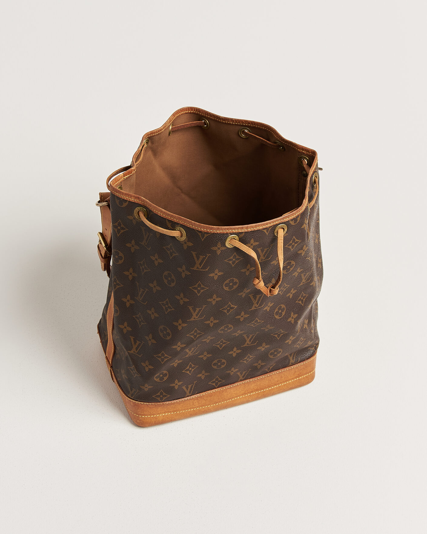 Homme | Louis Vuitton Pre-Owned Noé Monogram | Louis Vuitton Pre-Owned | Noé Monogram