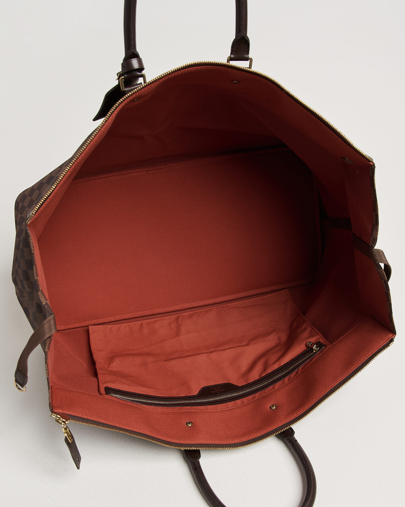 Homme | Pre-Owned & Vintage Bags | Louis Vuitton Pre-Owned | Greenwich GM Travel Bag Damier Ebene