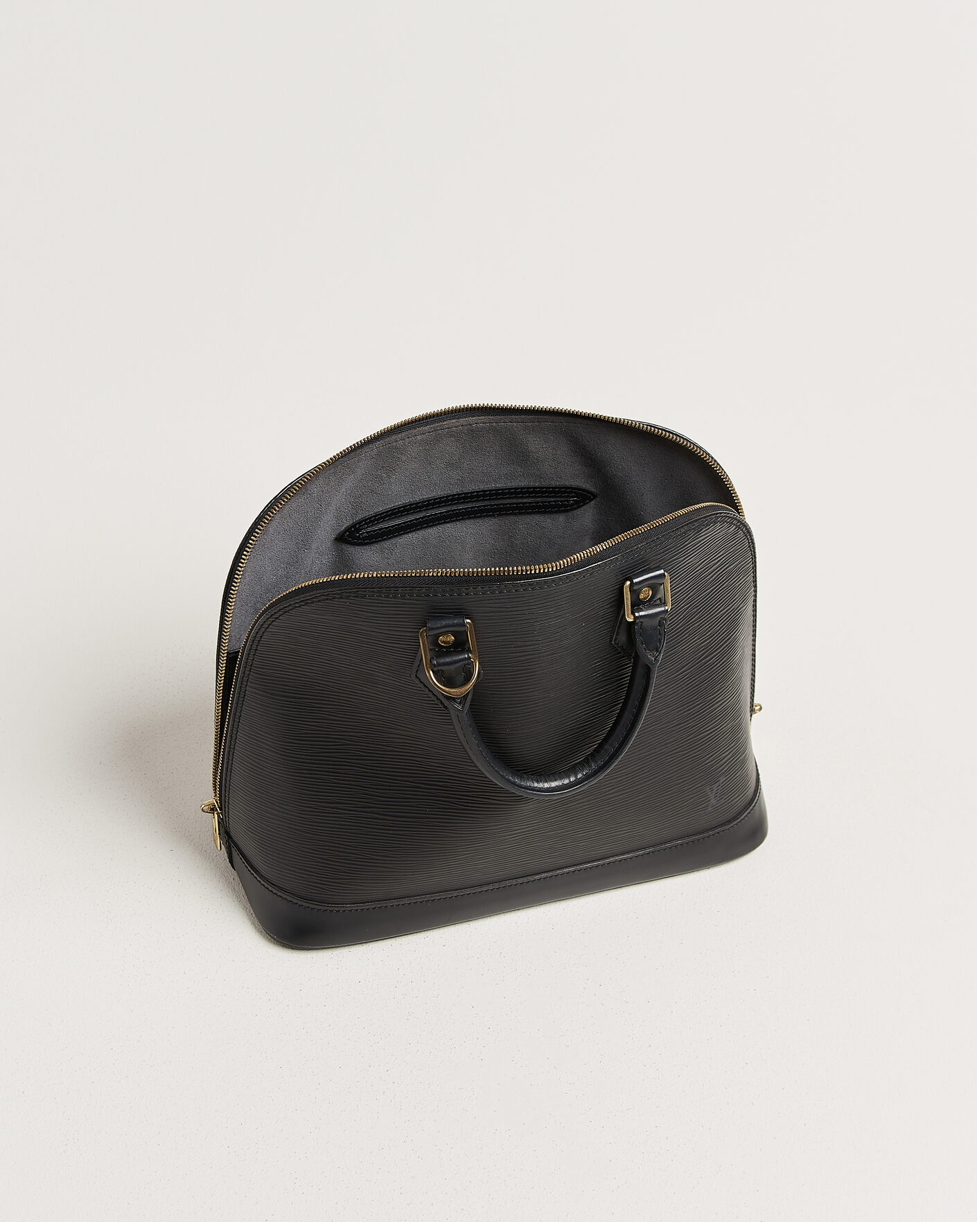 Homme | Pre-Owned & Vintage Bags | Louis Vuitton Pre-Owned | Alma PM Bag Epi Leather Black