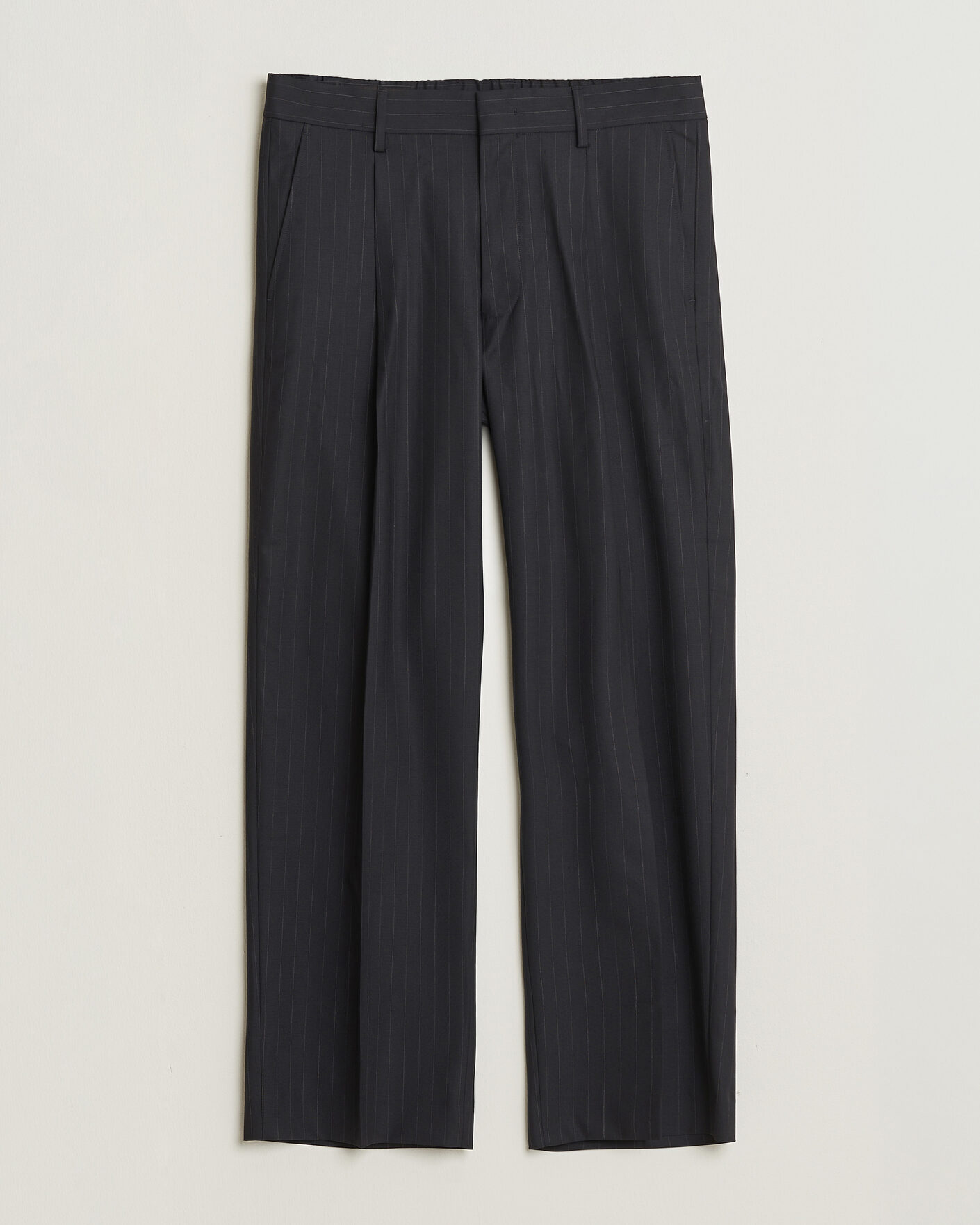 Homme | Pantalons | NN07 | Kay Pinstriped Pleated Trousers Navy Blue
