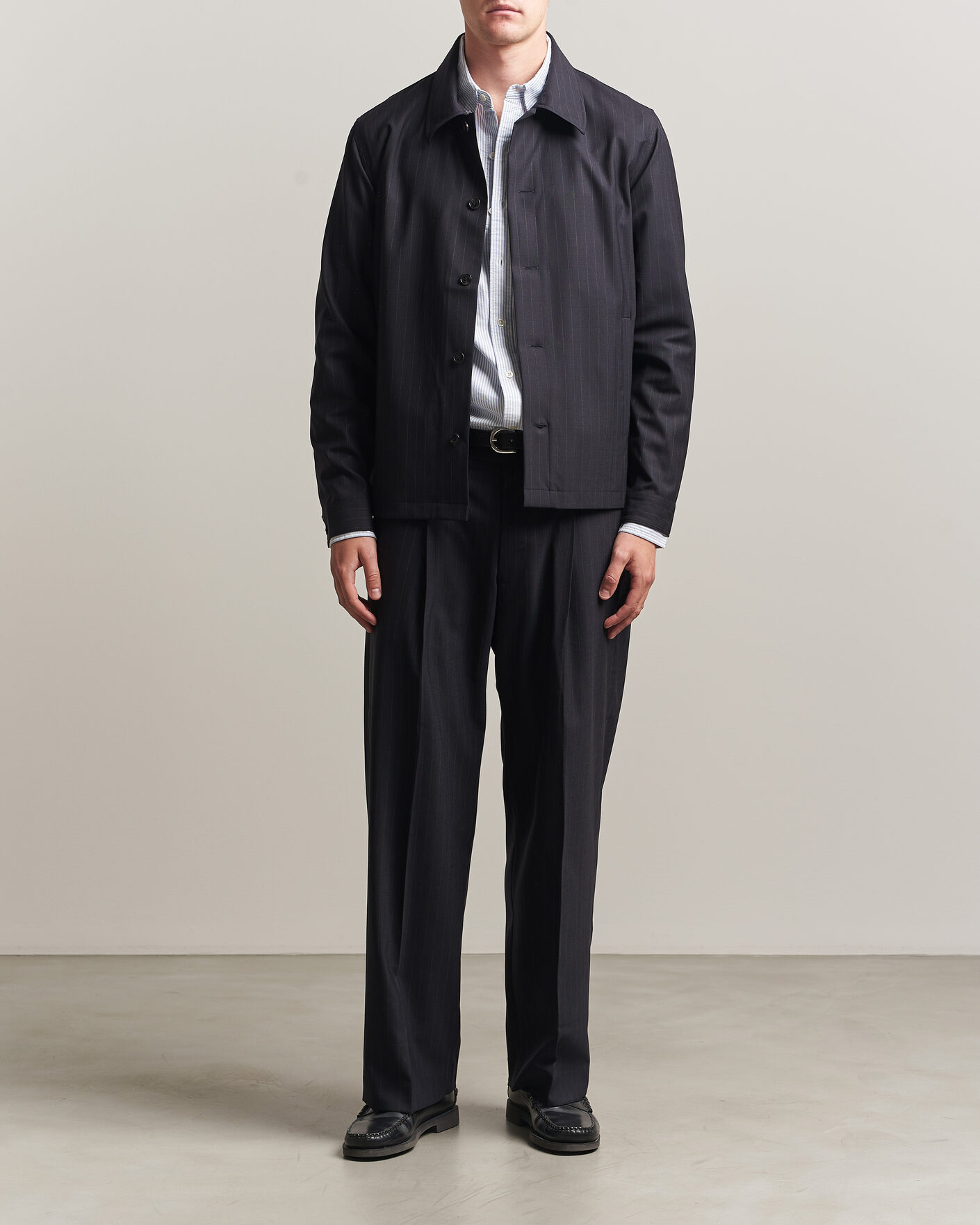 Homme | Pantalons | NN07 | Kay Pinstriped Pleated Trousers Navy Blue