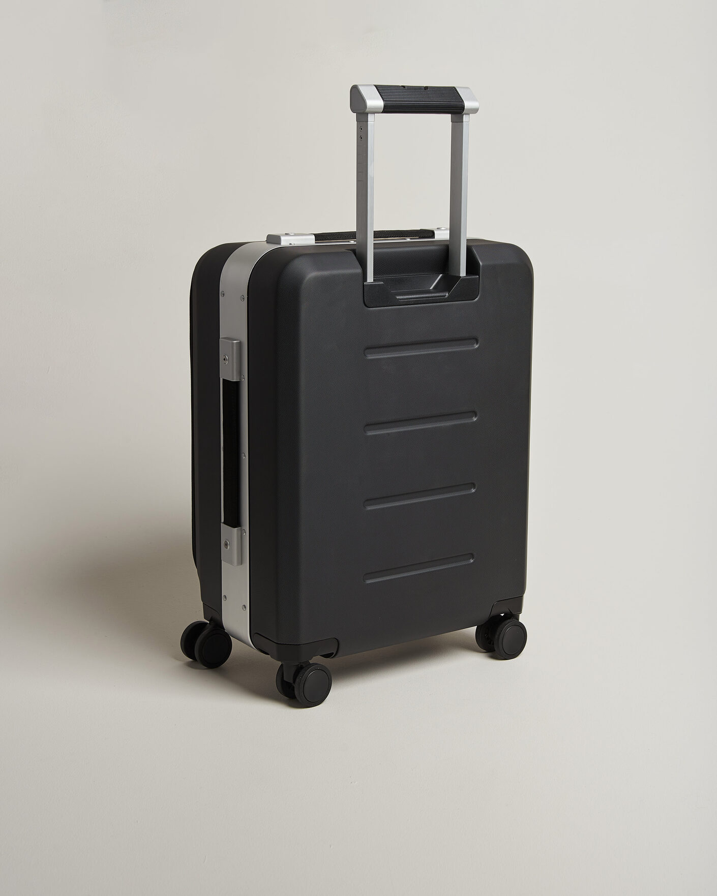 Homme | Sacs | DB | Ramverk Pro Front-Access Carry On Silver/Black