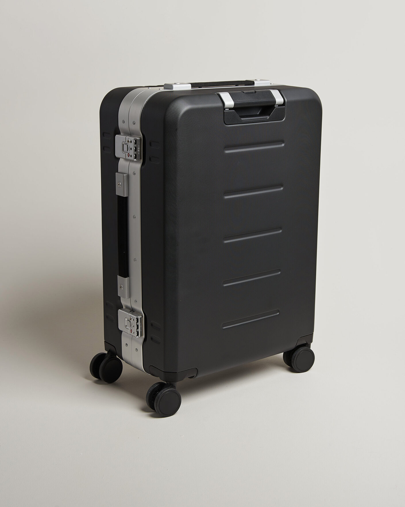 Homme | Sacs | DB | Ramverk Pro Check-In Luggage Medium Silver/Black