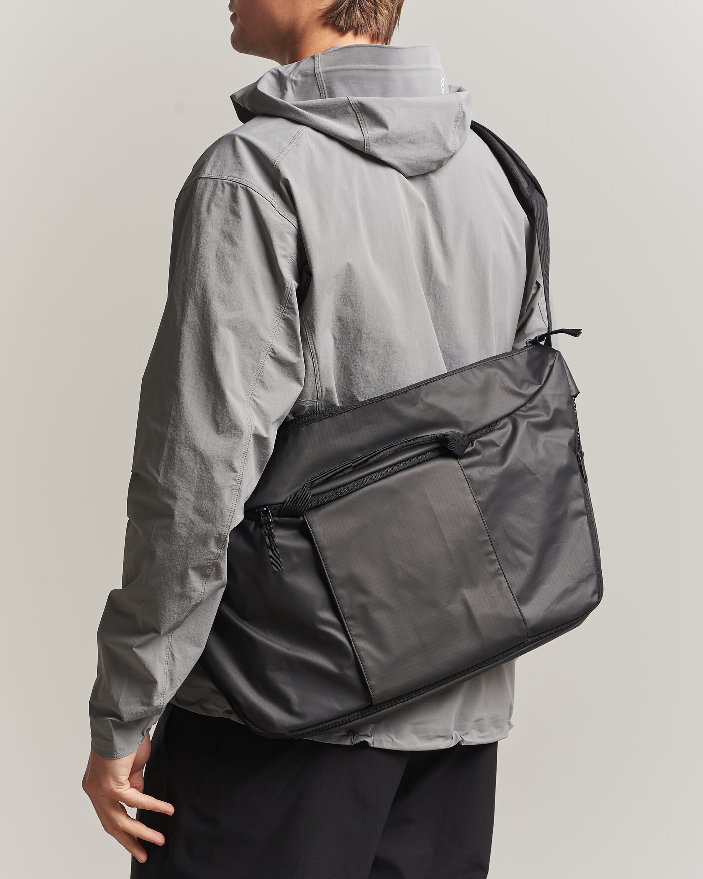 Homme | Sacs | DB | Ramverk Pro Sling Bag 24L Black Out